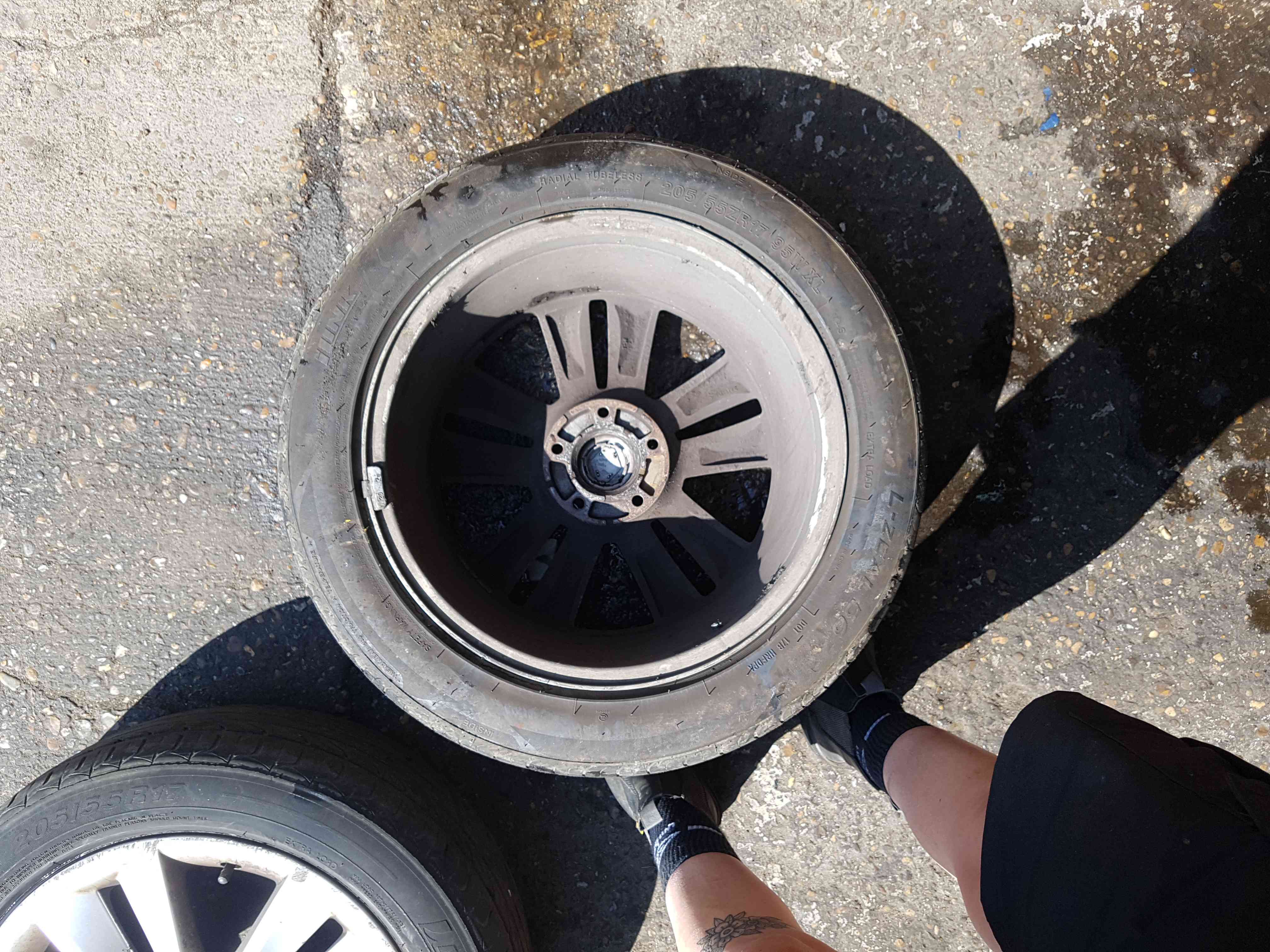 Thumb 5 Renault Megane + Scenic MK3 2008-2012 Sari Alloy Wheel 17Inch 17 403000066R 2/5