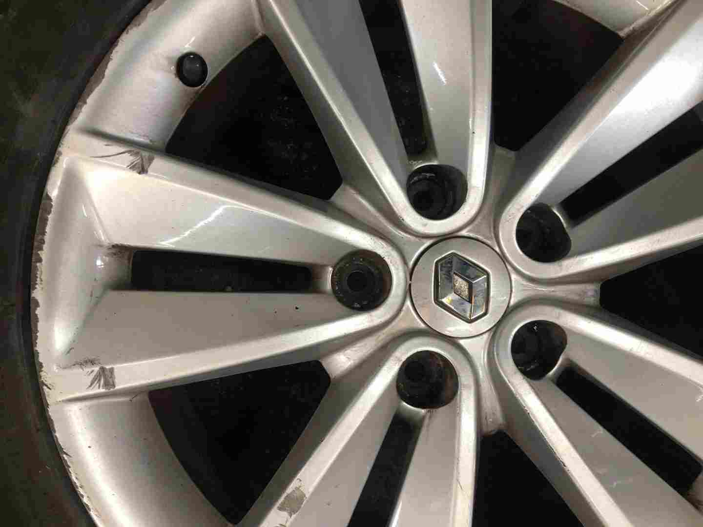 Thumb 3 Renault Megane + Scenic MK3 2008-2012 Sari Alloy Wheel 17Inch X1 403000066R J2