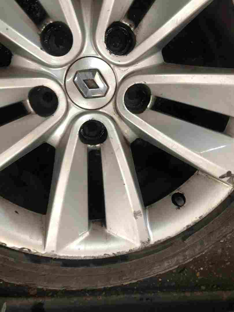 Thumb 5 Renault Megane + Scenic MK3 2008-2012 Sari Alloy Wheel 17Inch X1 403000066R  J3