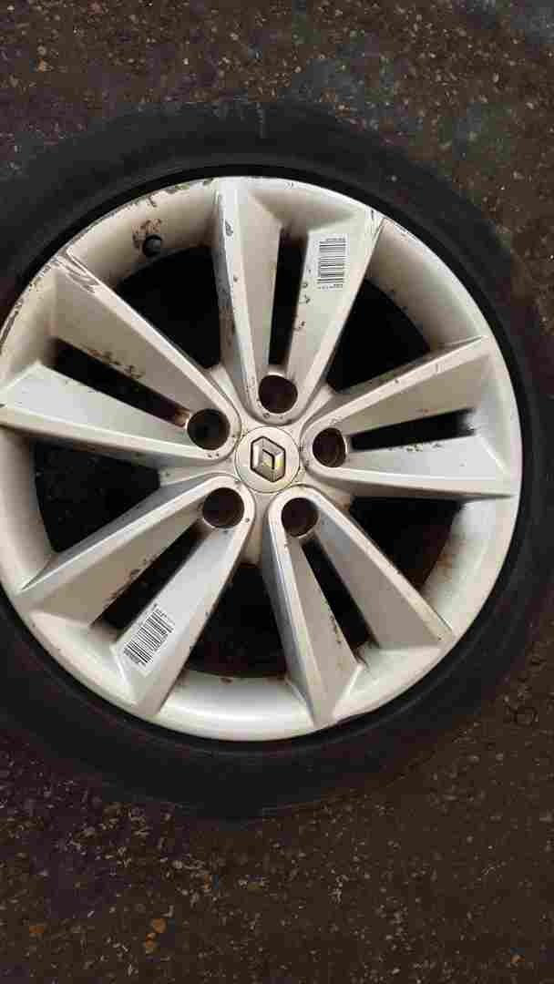 Thumb 3 Renault Megane + Scenic MK3 2008-2012 Sari Alloy Wheel 17inch 17 403000066r