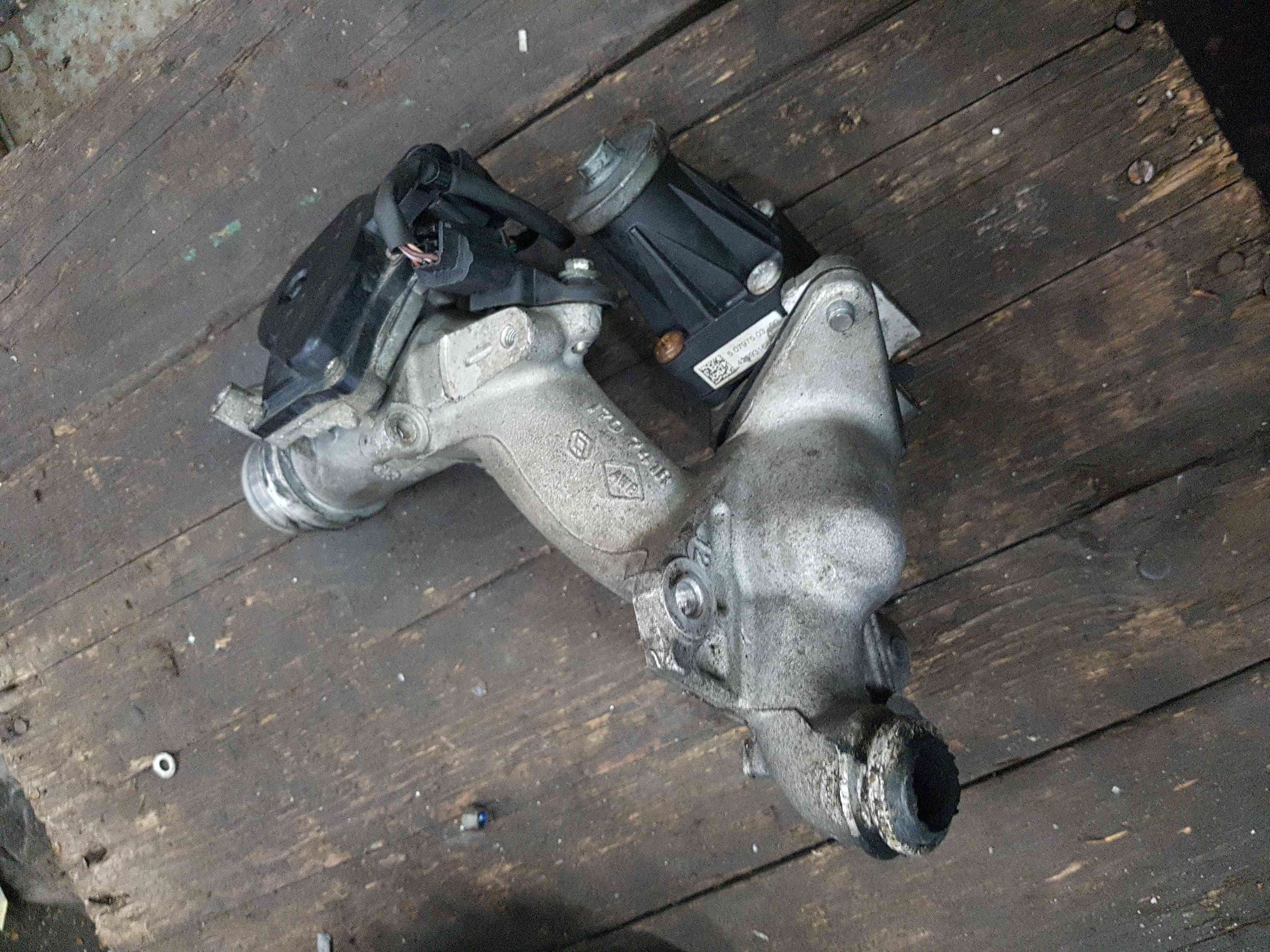 Thumb 2 Renault Megane + Scenic MK3 2008-2014 1.5 DCI Egr Valve K9K 636