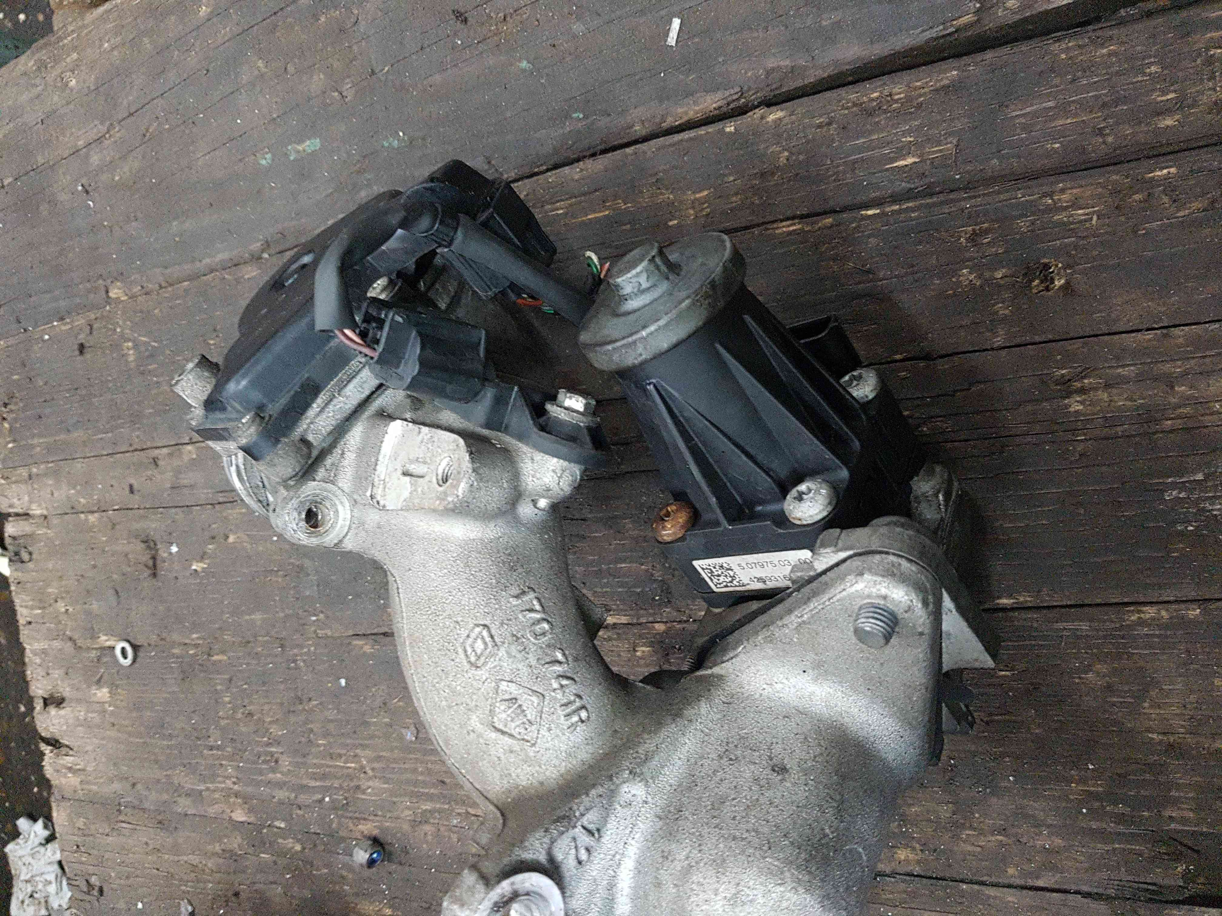 Thumb 3 Renault Megane + Scenic MK3 2008-2014 1.5 DCI Egr Valve K9K 636