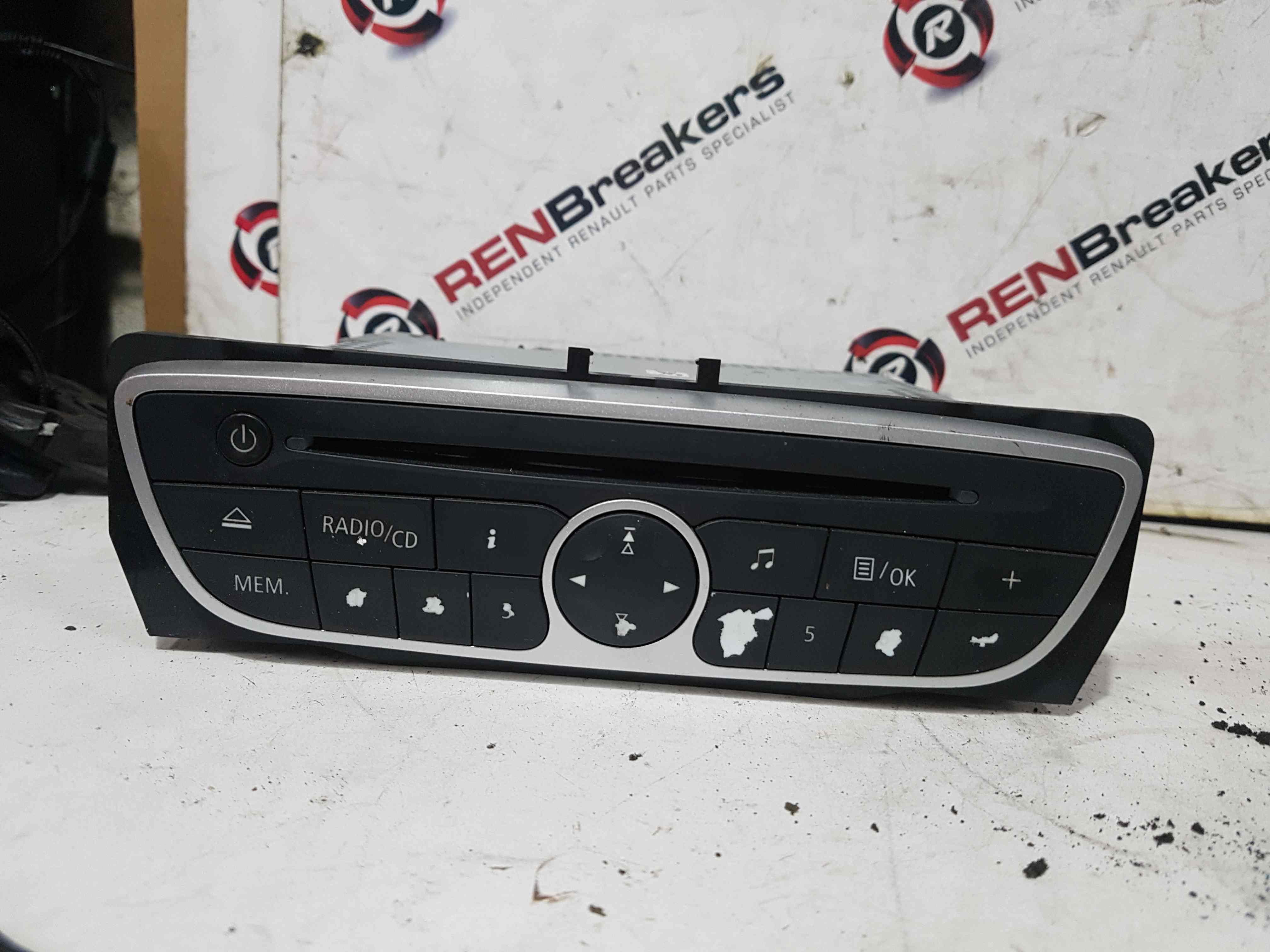 Thumb 2 Renault Megane + Scenic MK3 2008-2014 Radio Cd Player Unit + Code 281150030R