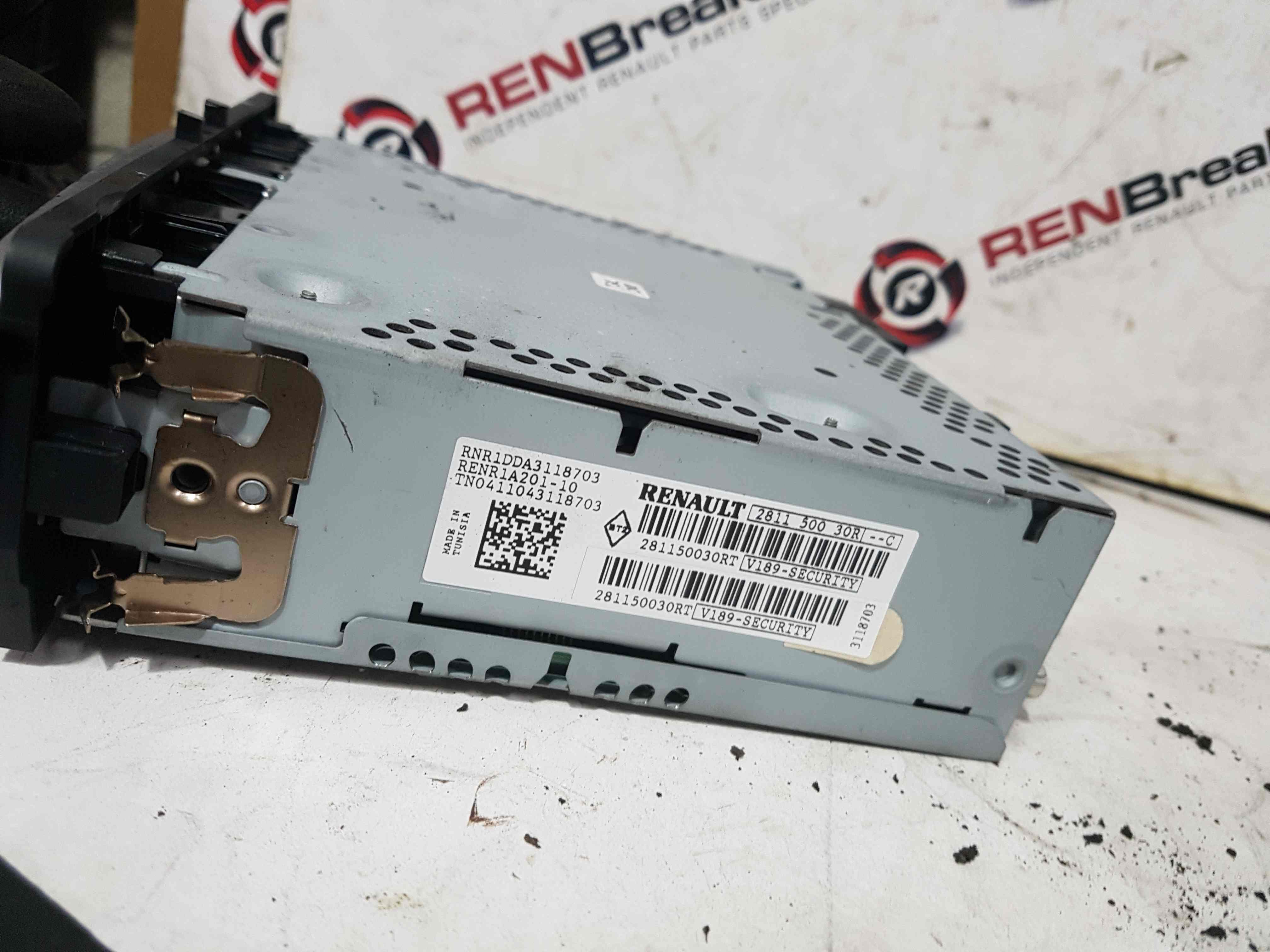 Thumb 3 Renault Megane + Scenic MK3 2008-2014 Radio Cd Player Unit + Code 281150030R