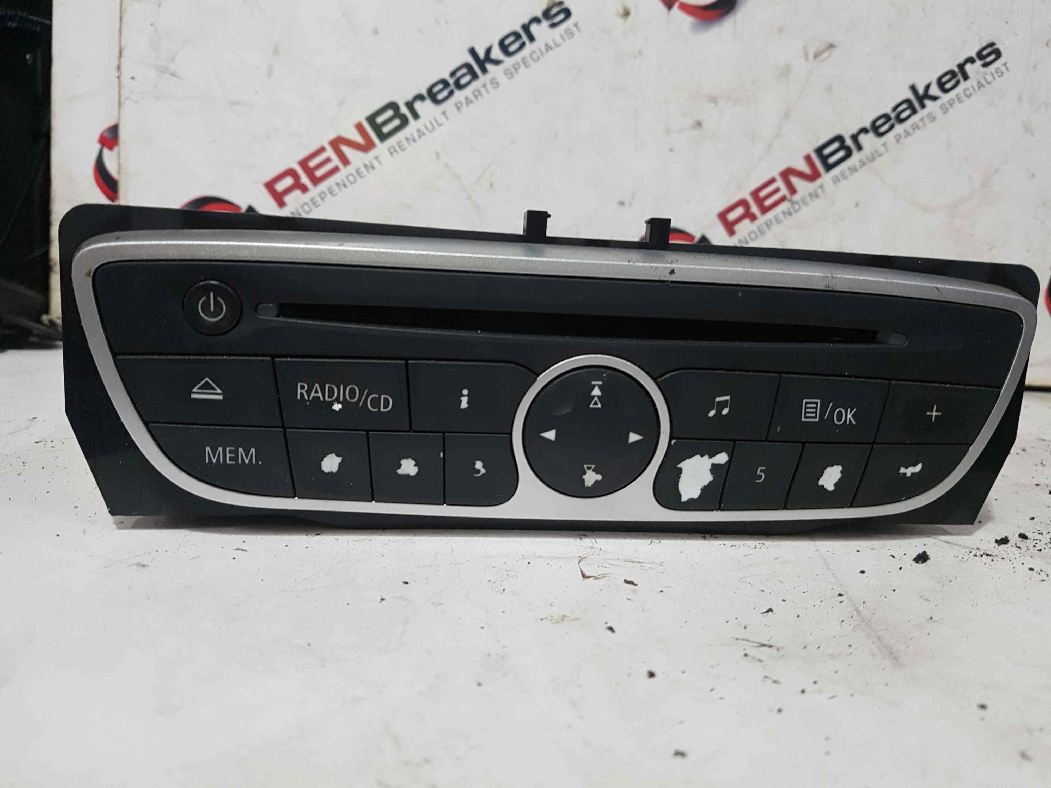 Thumb 6 Renault Megane + Scenic MK3 2008-2014 Radio Cd Player Unit + Code 281150030R