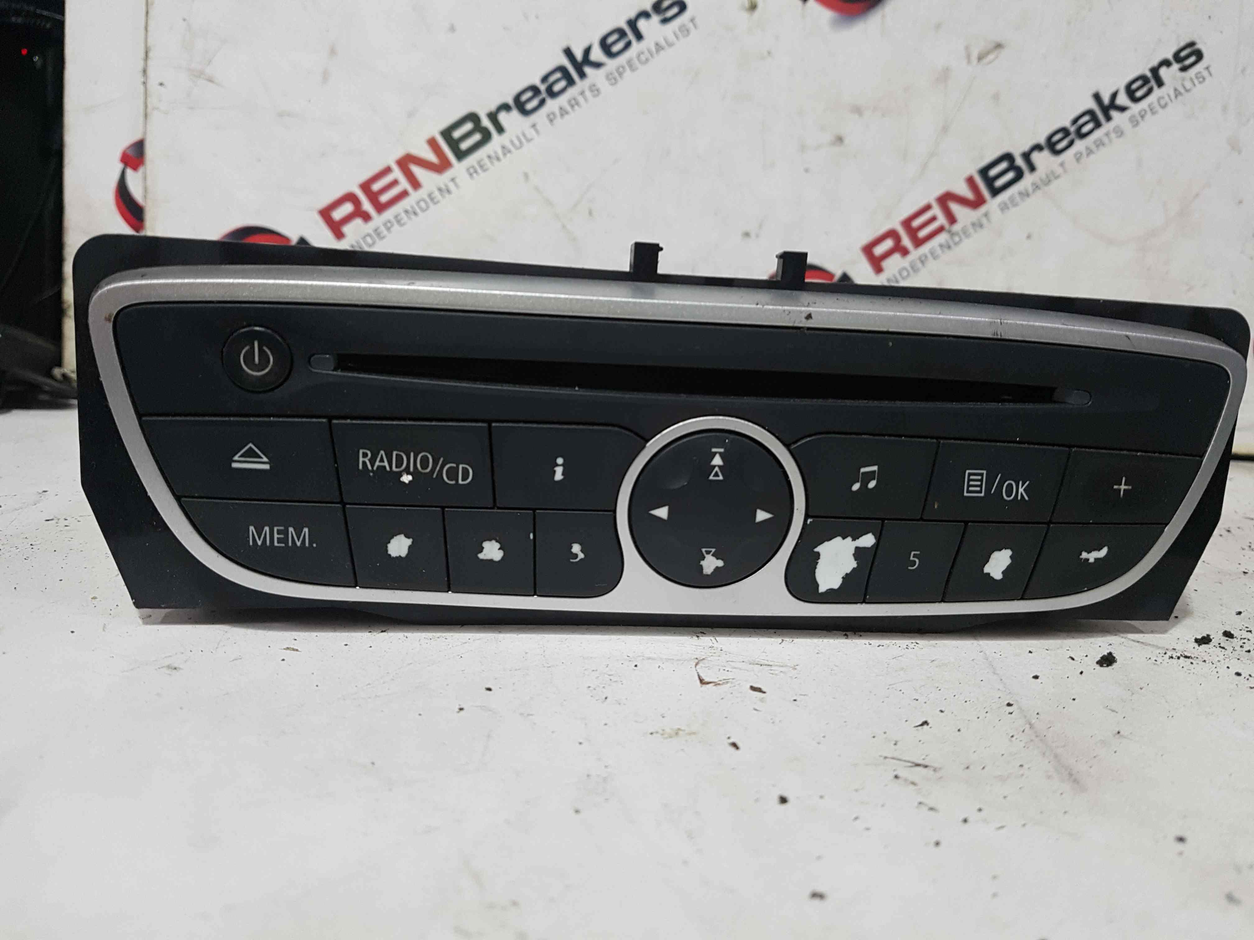 Thumb 7 Renault Megane + Scenic MK3 2008-2014 Radio Cd Player Unit + Code 281150030R