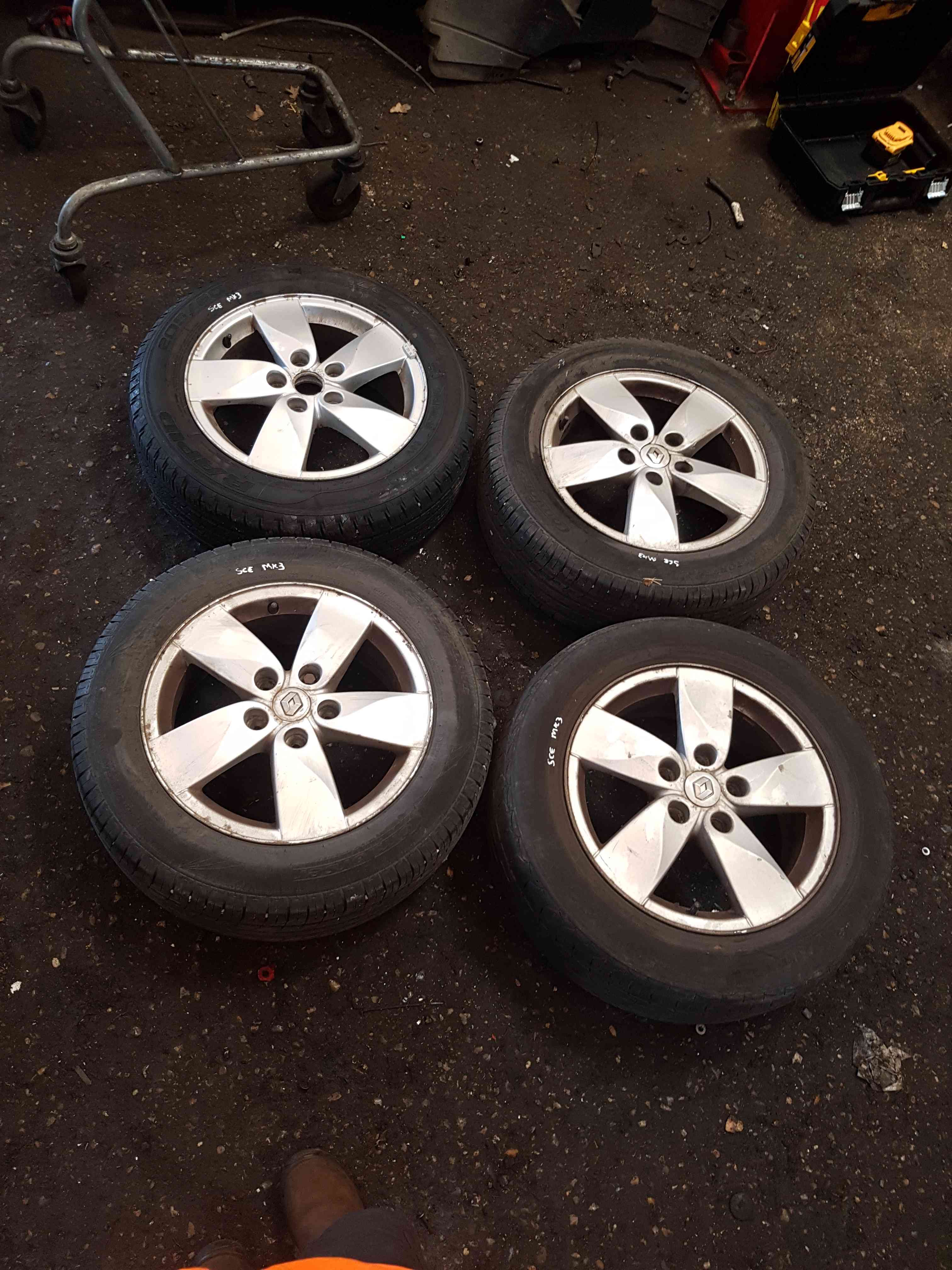 Thumb 10 Renault Megane + Scenic MK3 2009-2016 Proteus Alloy Wheel 16Inch SET X4 6mm 4/5