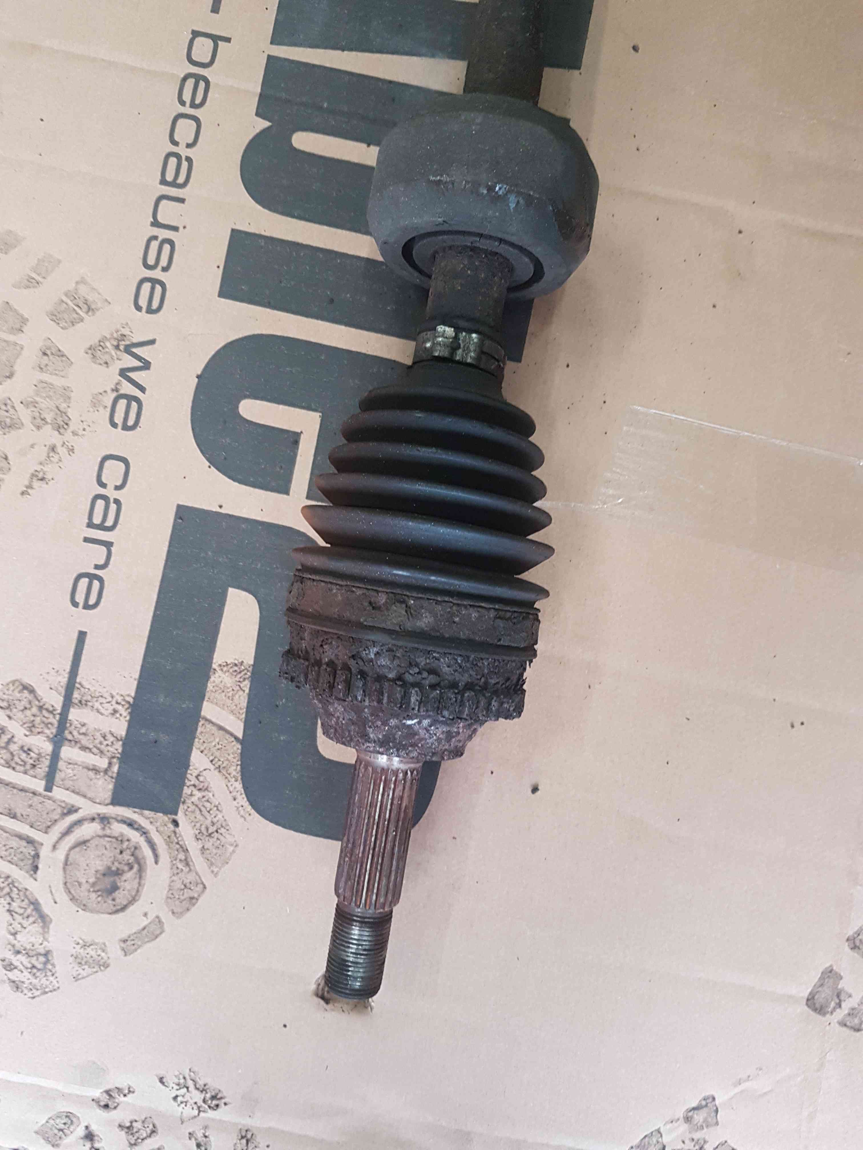 Thumb 6 Renault Megane 1995-1999 1.6 8V Automatic Drivers OSF Front Driveshaft