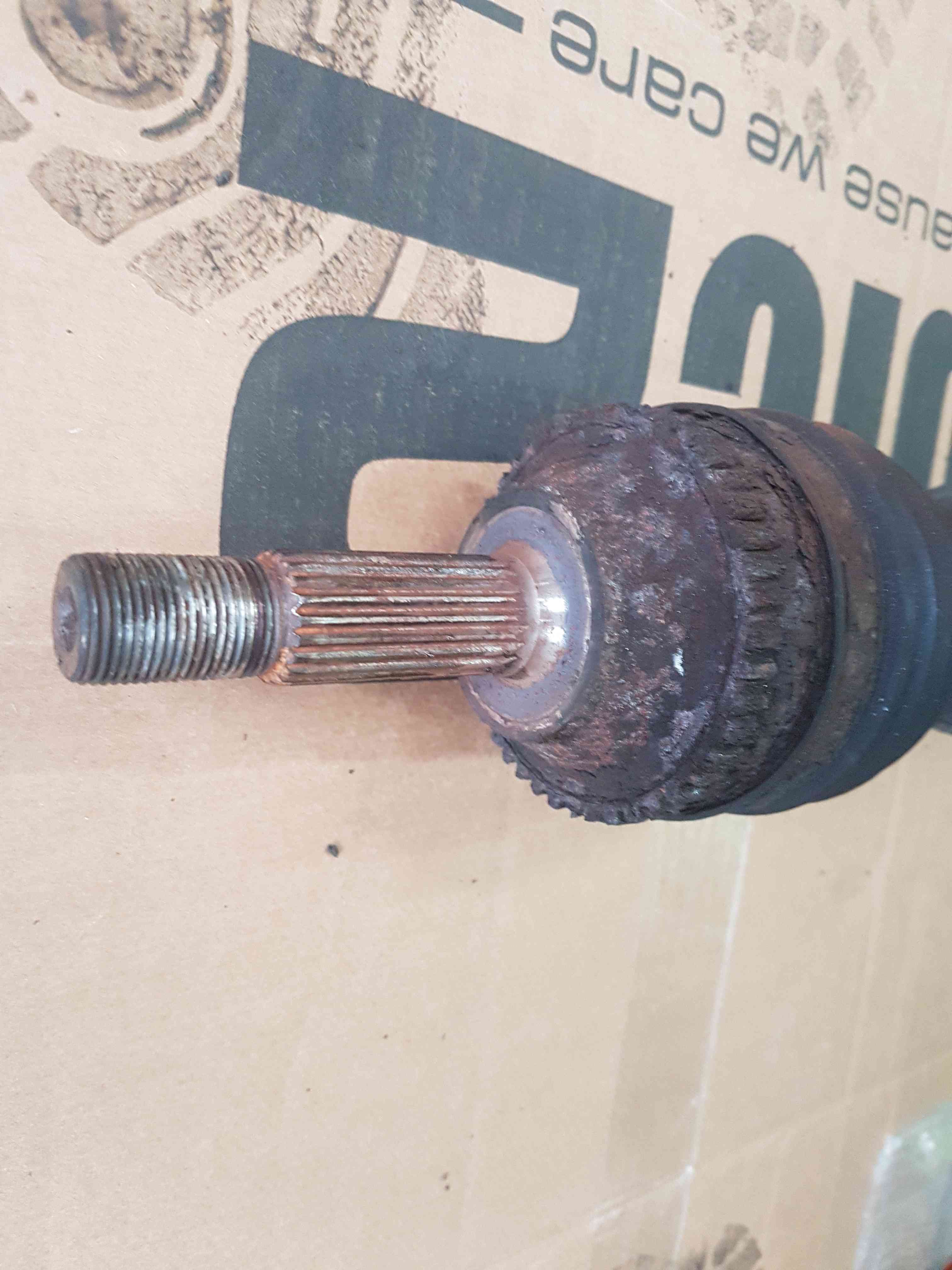 Thumb 3 Renault Megane 1995-1999 1.6 8V Automatic Drivers OSF Front Driveshaft