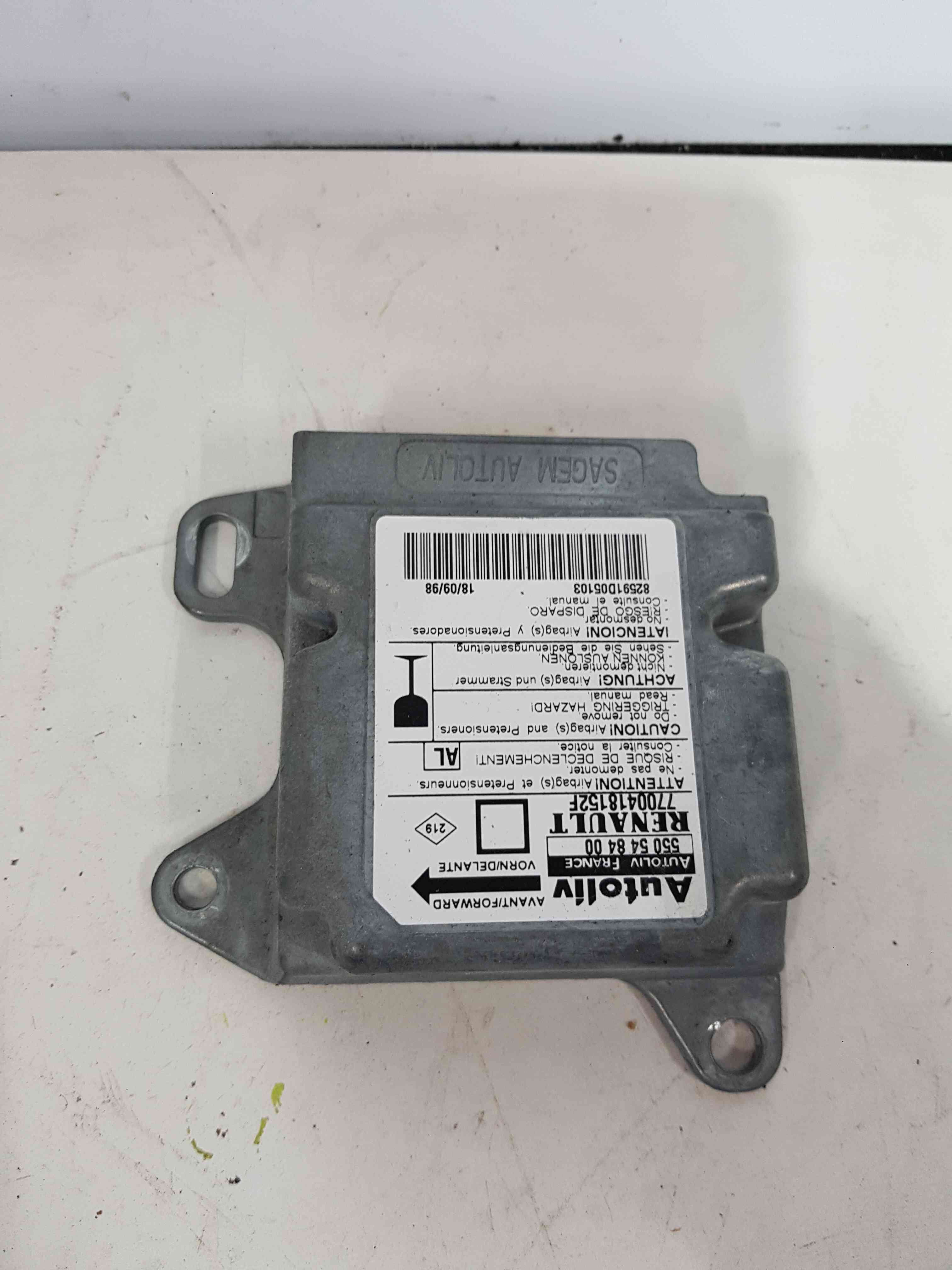 Thumb 8 Renault Megane 1995-1999 Airbag ECU Module 7700418152