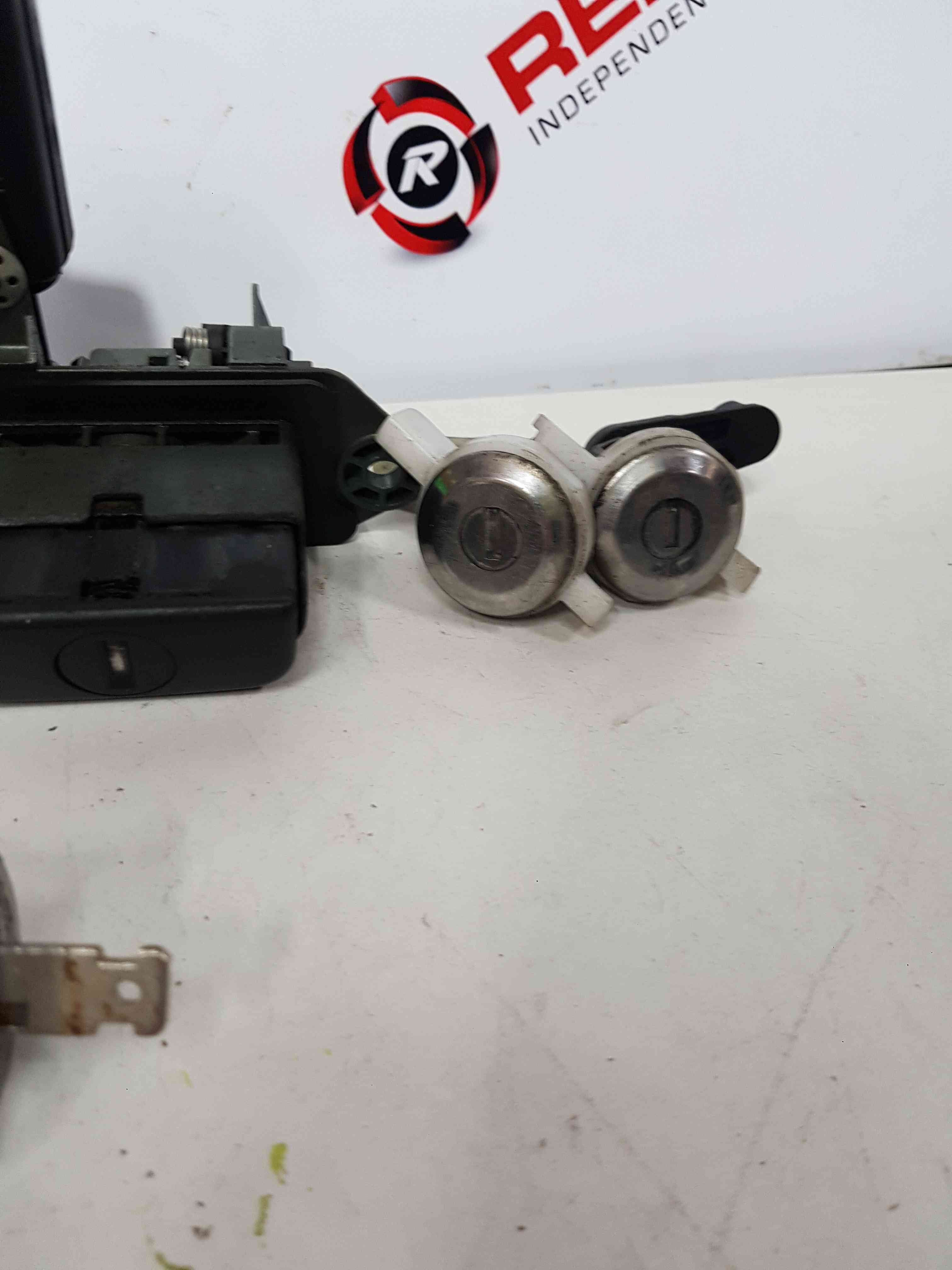 Thumb 6 Renault Megane 1995-1999 Ignition Barrel SET Door Boot + KEY