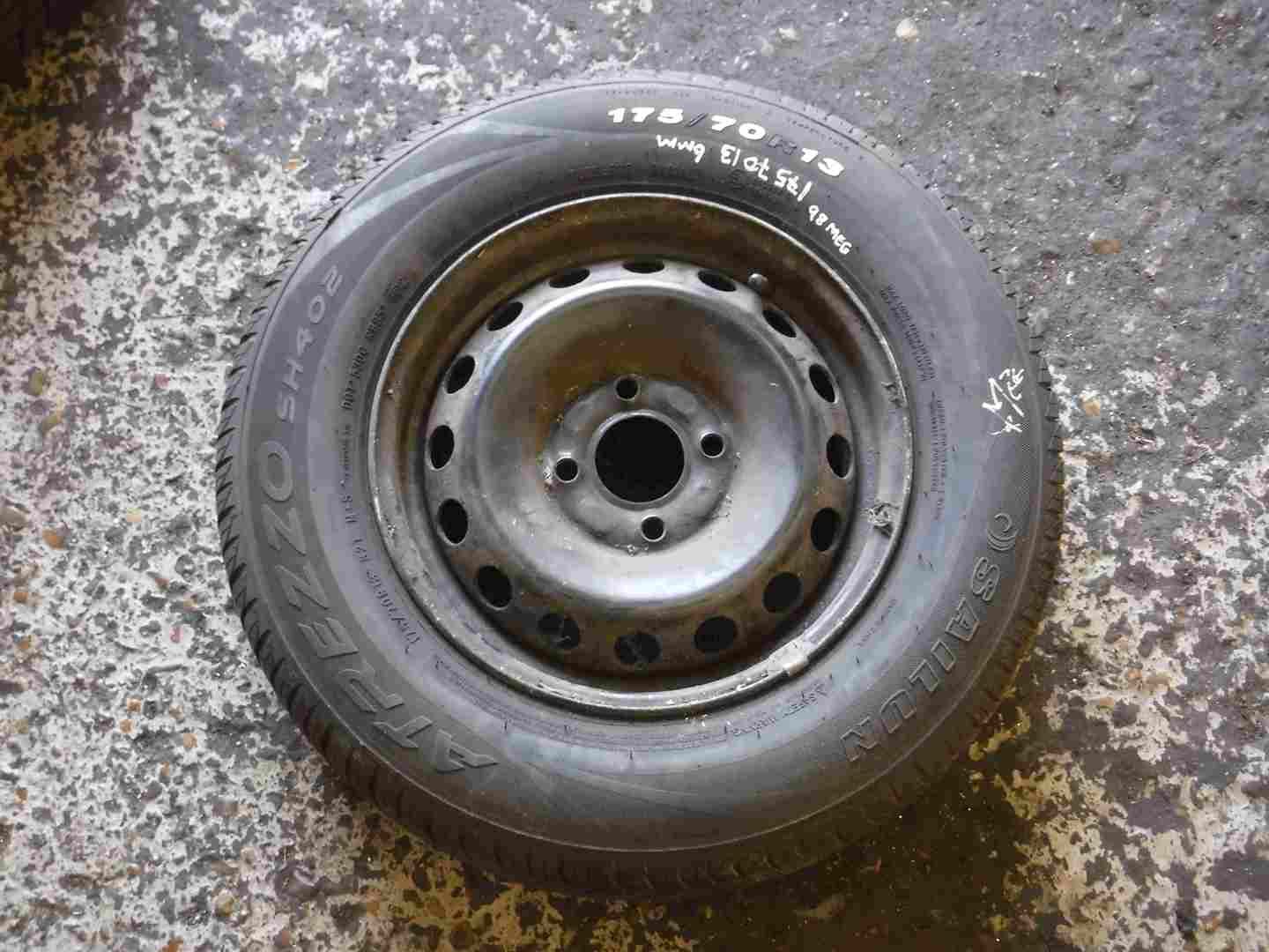 Renault Megane 1995-2002 Spare Steel Wheel Rim + Tyre 175 70 13 6mm Tread
