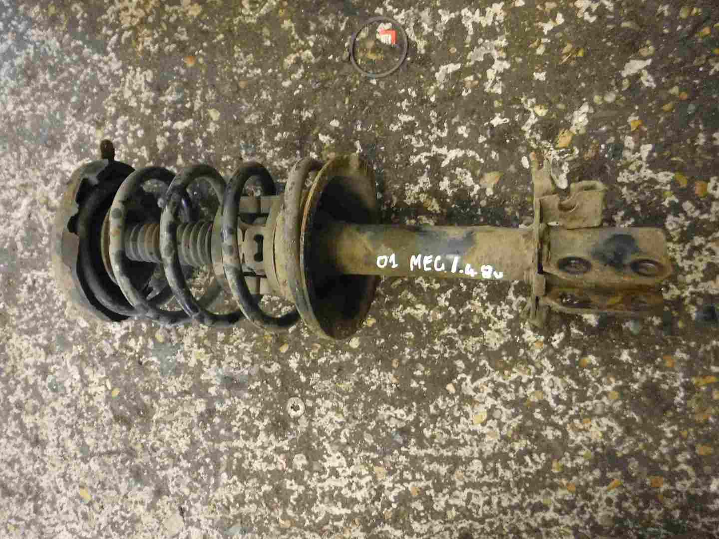 Renault Megane 1999-2002 1.4 8v NS OS Front Suspension Spring  Strut