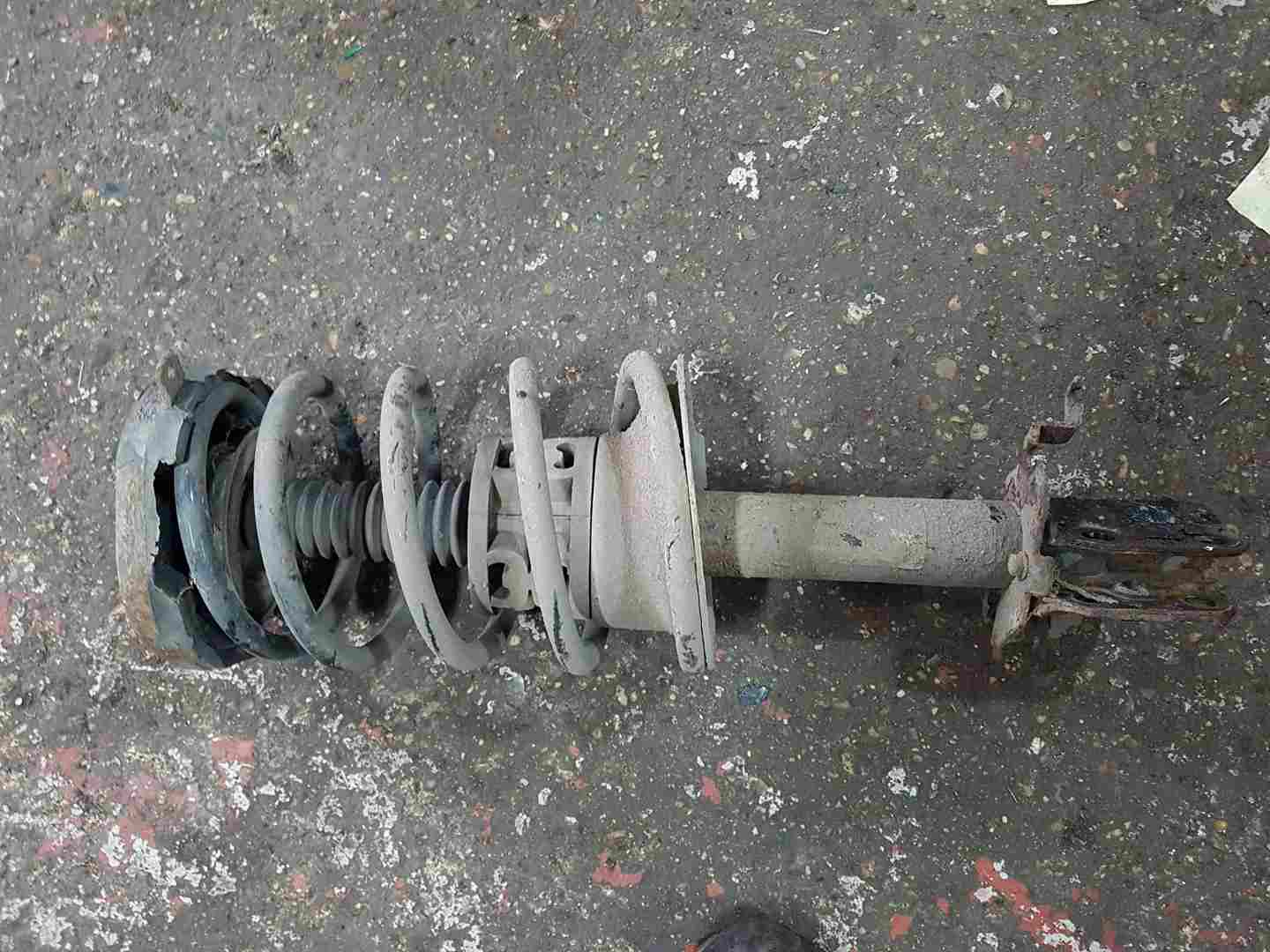 Thumb 5 Renault Megane 1999-2002 1.6 16V Nsf Passenger Front Shock Strut Spring