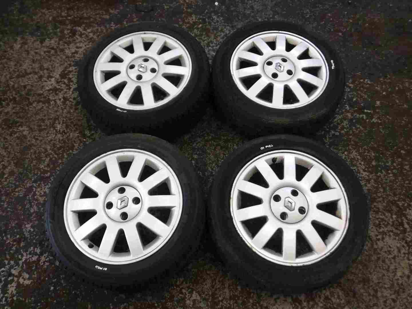 Renault Megane 1999-2002 Alloy Wheels Set X4 Set + Tyres 205 50 16