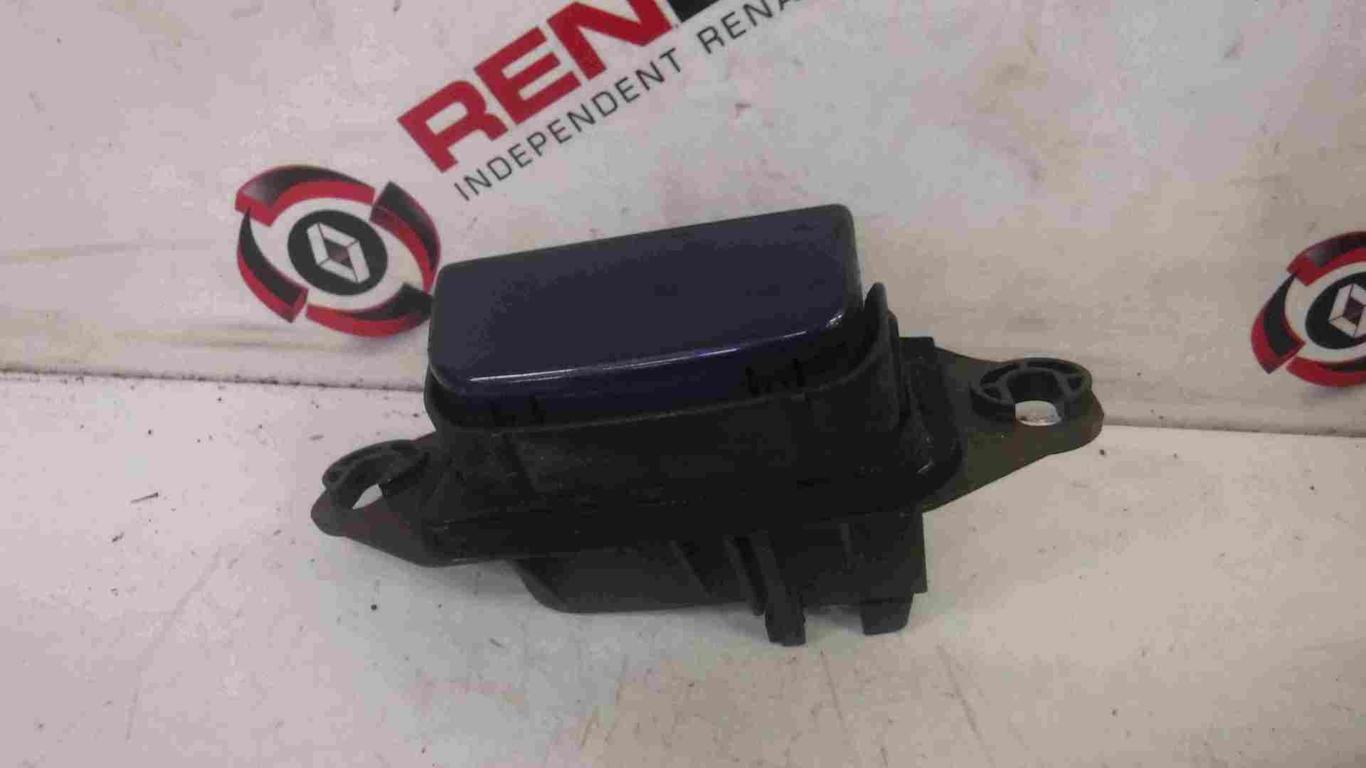 Renault Megane 1999-2002 Boot Lock Button Blue TEF43 + Mechanism