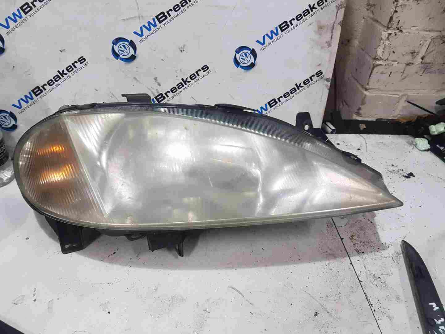 Thumb 7 Renault Megane 1999-2002 Drivers OSF Front Headlight Lens  7700427869
