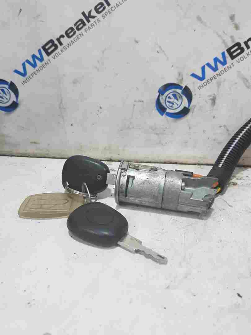 Thumb 2 Renault Megane 1999-2002 Ignition Barrel KEY 7700419012