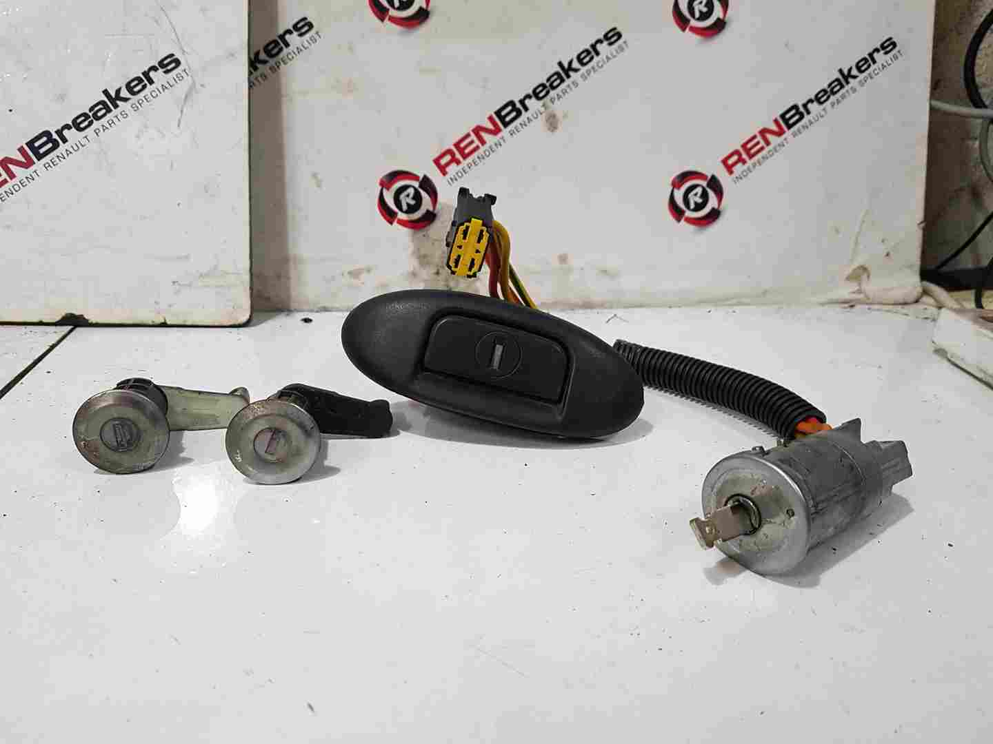 Thumb 5 Renault Megane 1999-2002 Ignition Barrel KEY Door Locks Boot Lock SET 7700419012
