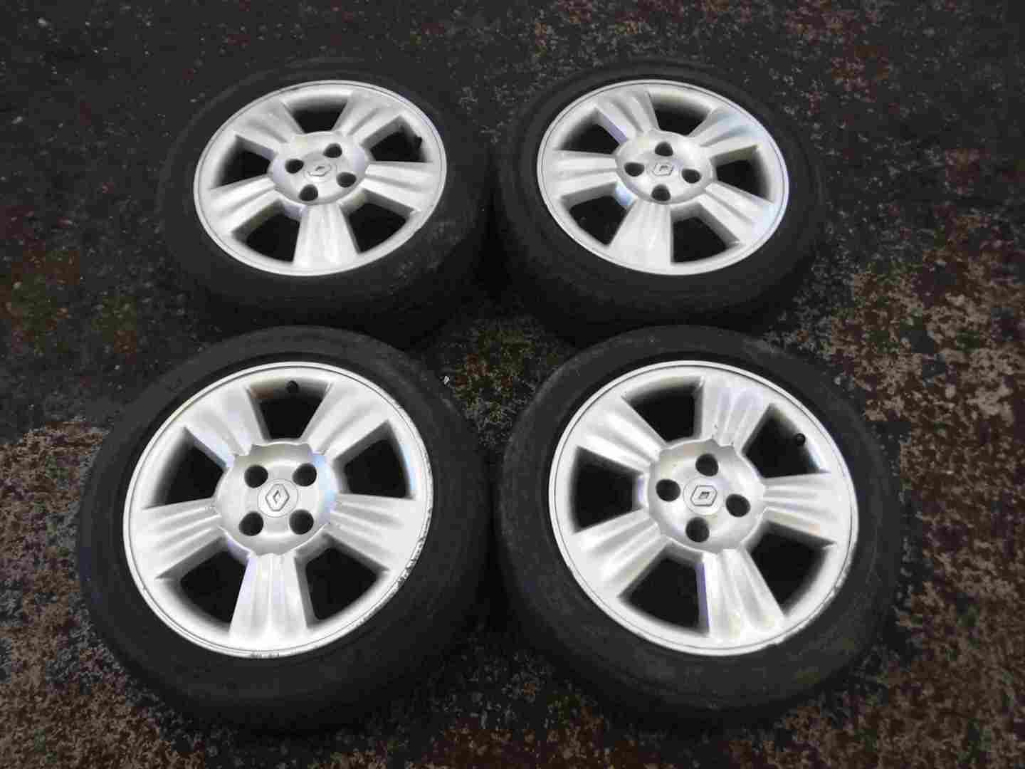 Renault Megane 1999-2002 Lyra Alloy Wheel Set X4 15inch