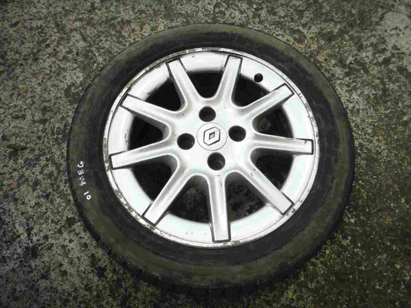 Renault Megane 1999-2003 Standard Alloy wheel 15 inch x1