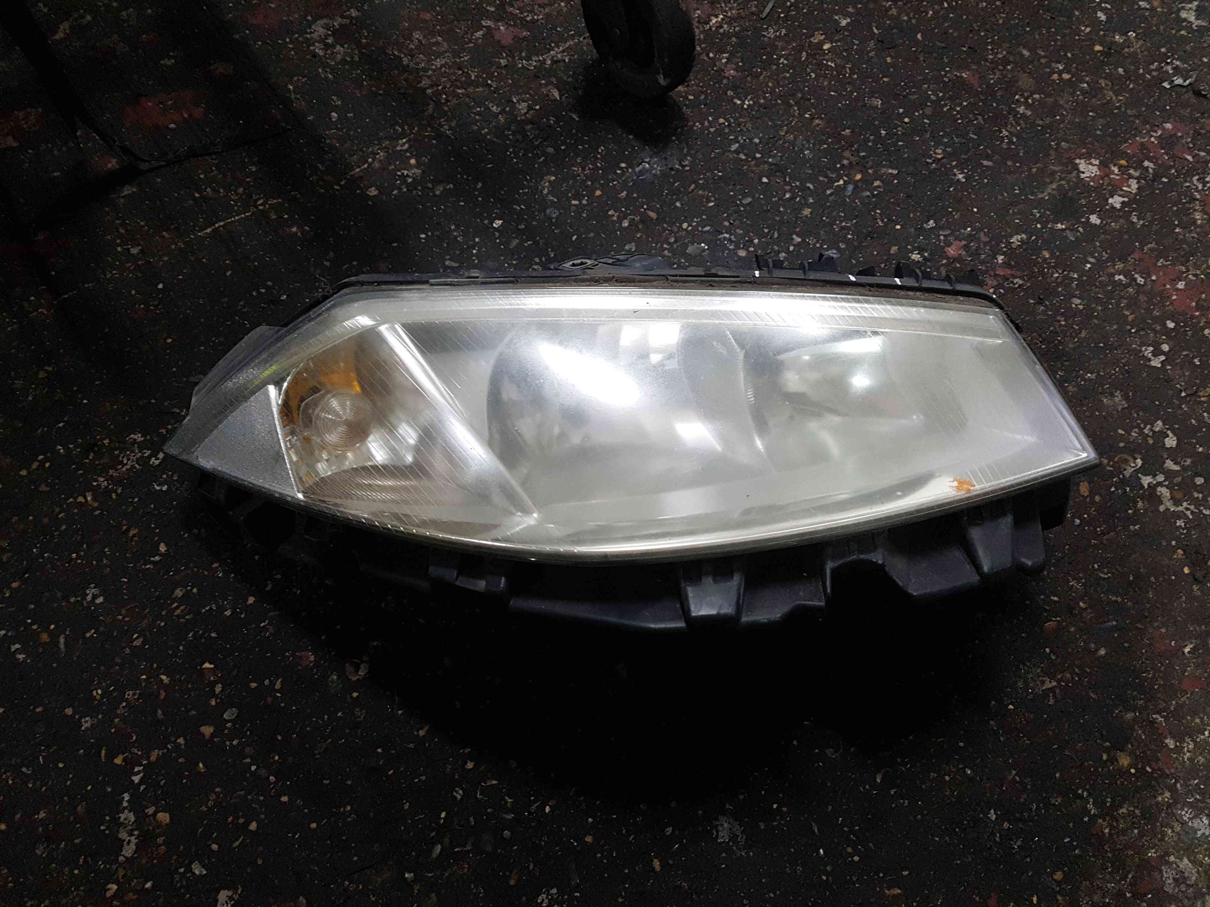 Renault Megane 2002-2006 Drivers OSF Front Headlight Lens 8200073223