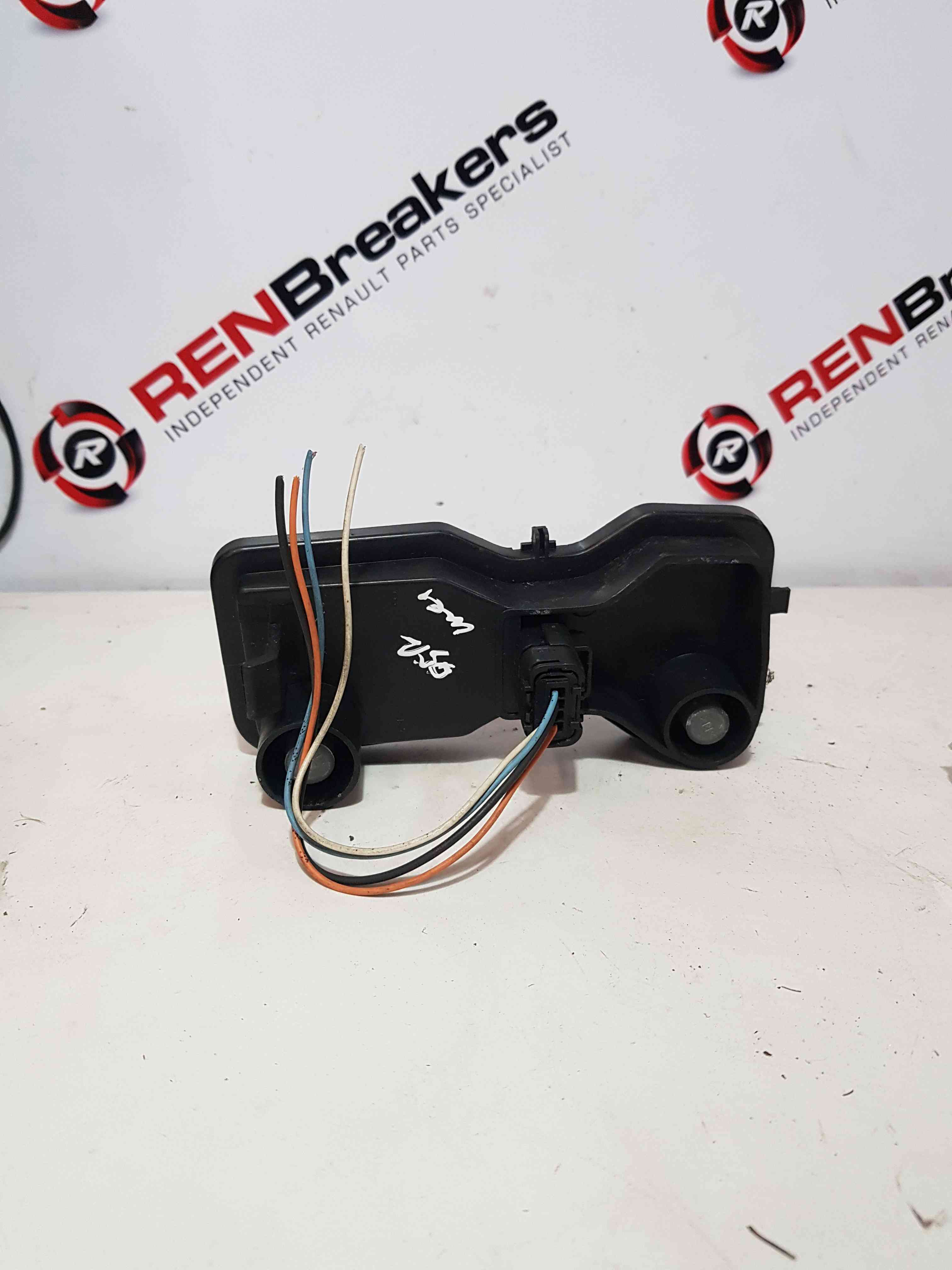 Thumb 3 Renault Megane 2002-2006 Drivers OSR Rear Bulb Holder Black 89026015