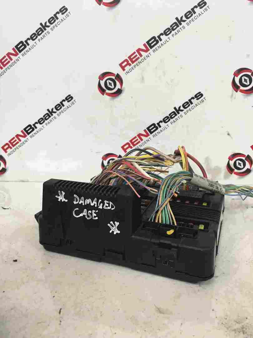 Renault Megane 2002-2006 Engine Fuse Box UPC Unit 8200306033