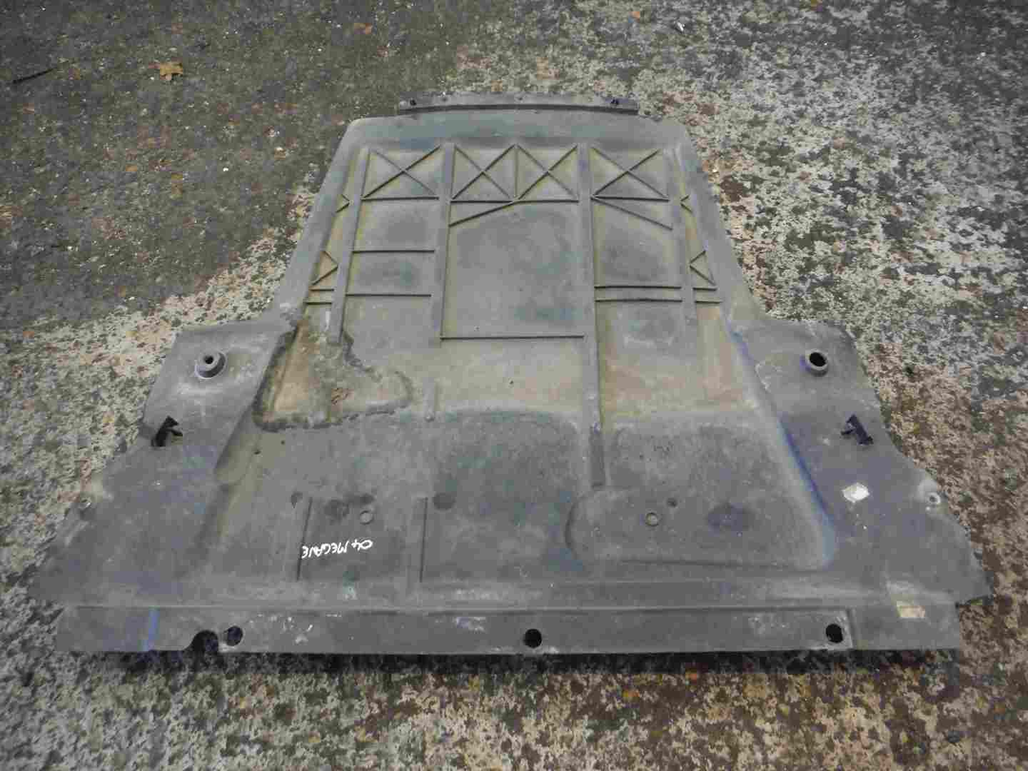 Renault Megane 2002-2006 Engine Splash Gaurd Drip Tray