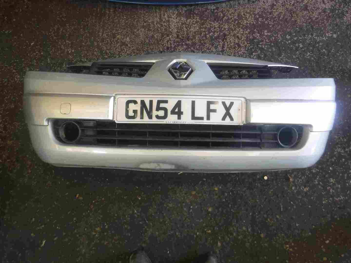Renault Megane 2002-2006 Front Bumper Silver 632