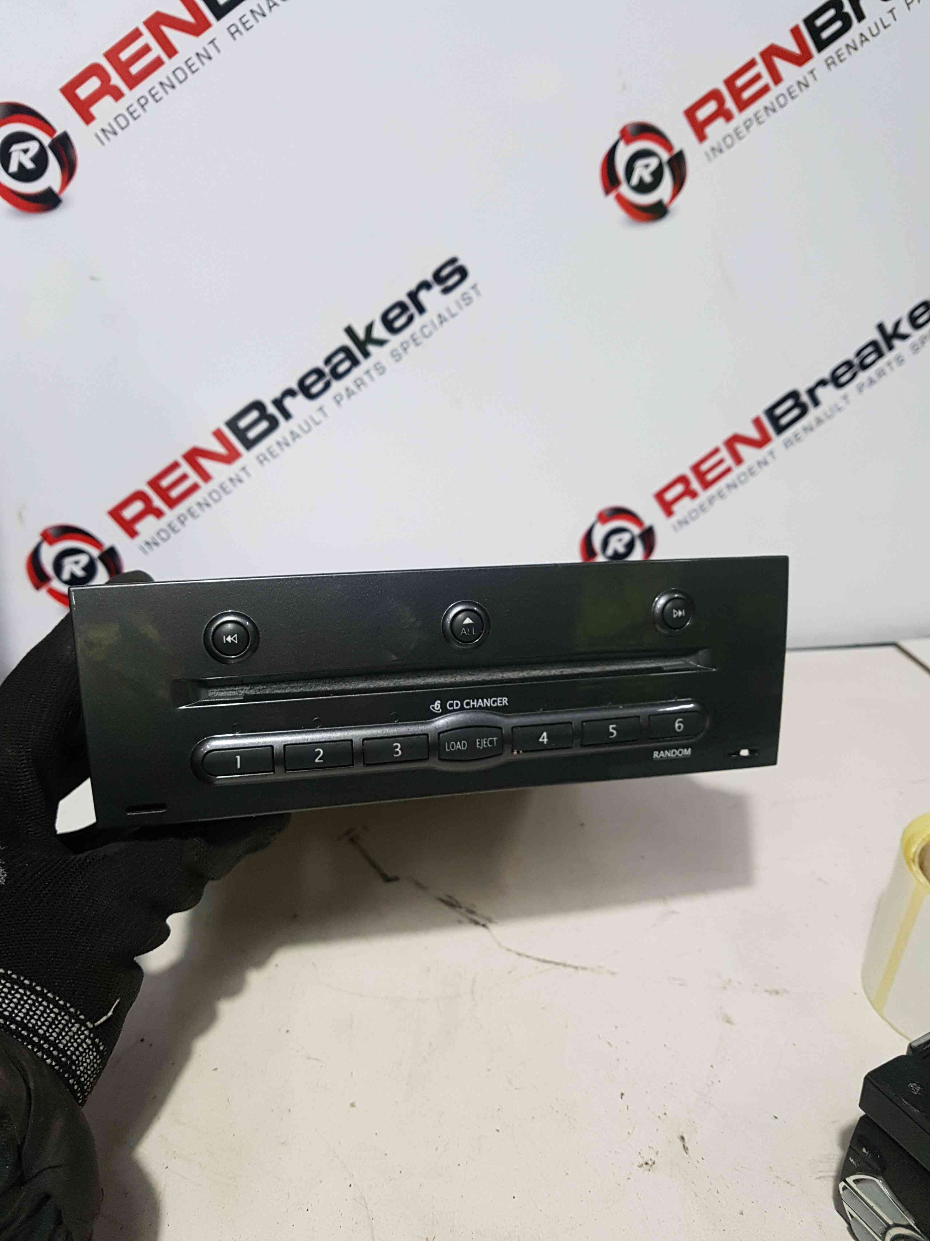Thumb 5 Renault Megane 2002-2008  Cd Player 6 Cd Changer 8200402775