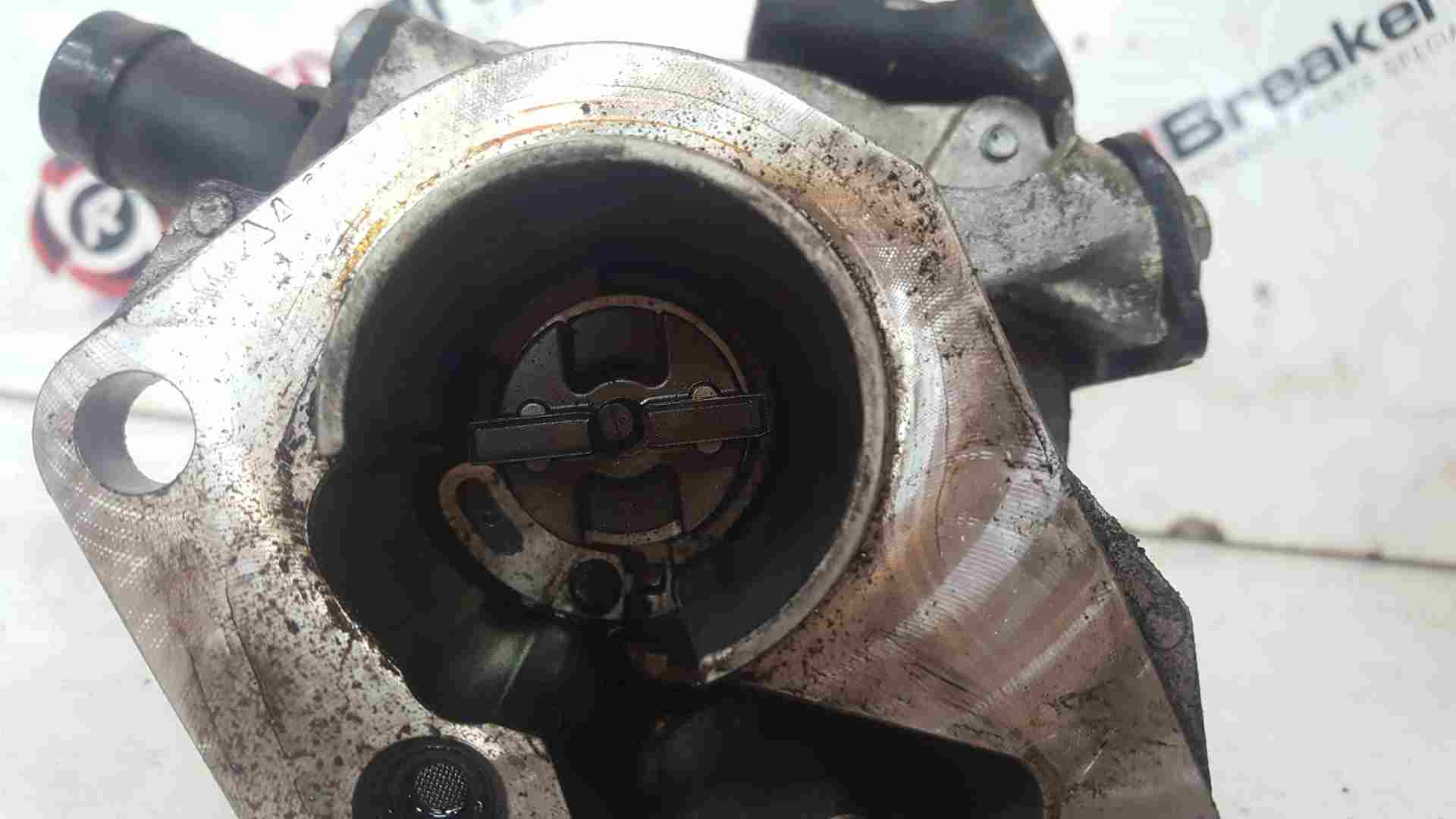Thumb 2 Renault Megane 2002-2008 1.5 DCI Brake Vacuum Pump 8201005306