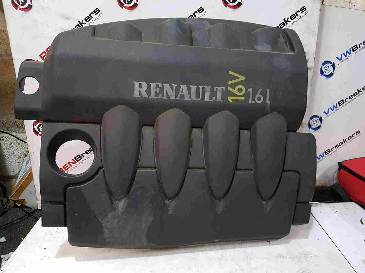 Renault Megane 2002-2008 1.6 16V Engine Cover Plastic 8200287536