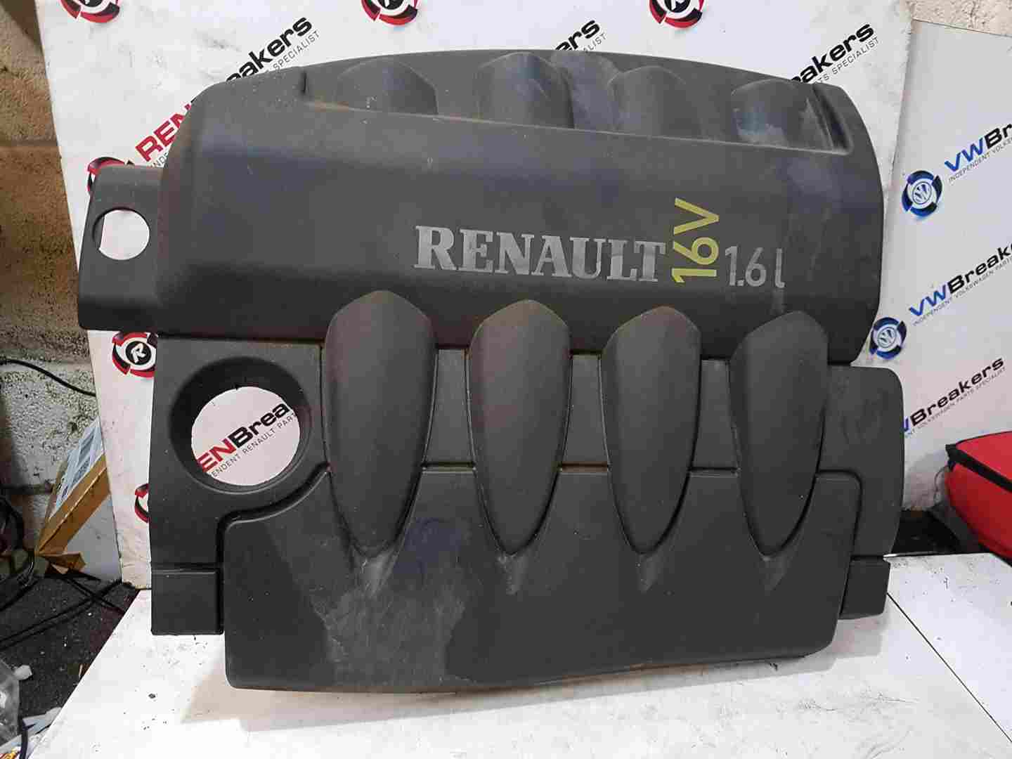 Thumb 2 Renault Megane 2002-2008 1.6 16V Engine Cover Plastic 8200287536