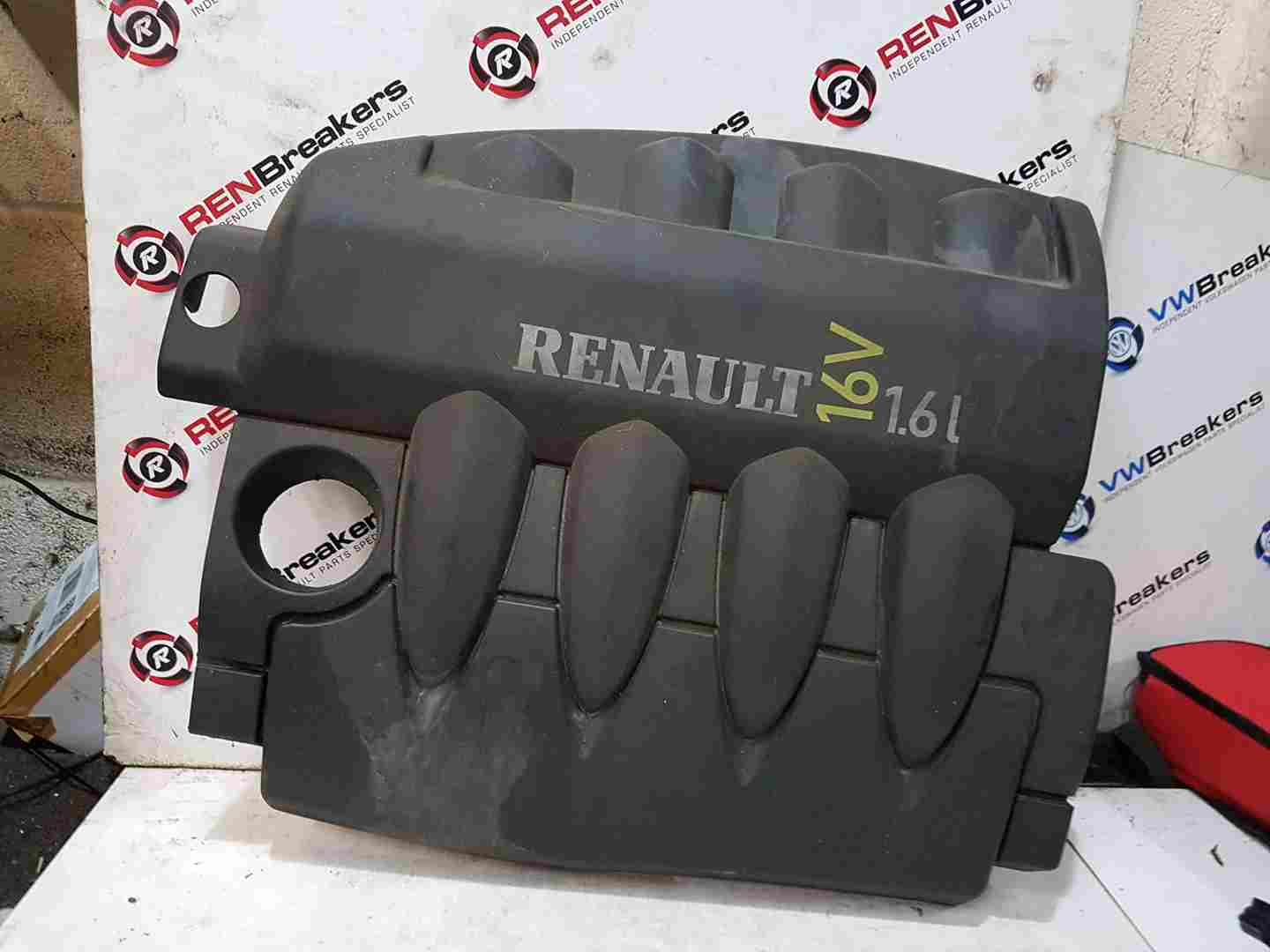 Thumb 6 Renault Megane 2002-2008 1.6 16V Engine Cover Plastic 8200287536