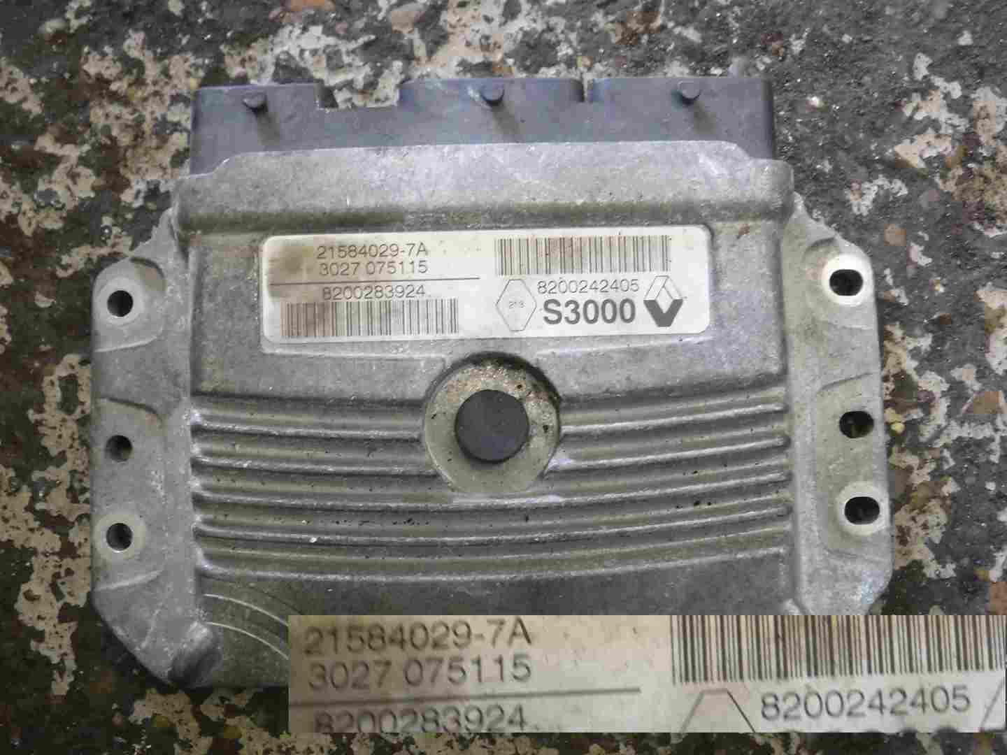 Renault Megane 2002-2008 1.6 16v ECU Engine Control Unit 8200242405 8200283924