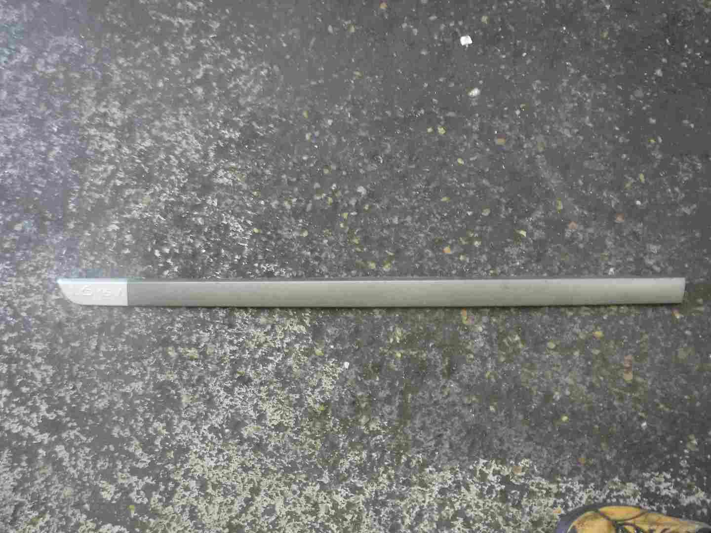 Renault Megane 2002-2008 1.6 Passenger NSF Front Door Moulding Silver Trim 3dr