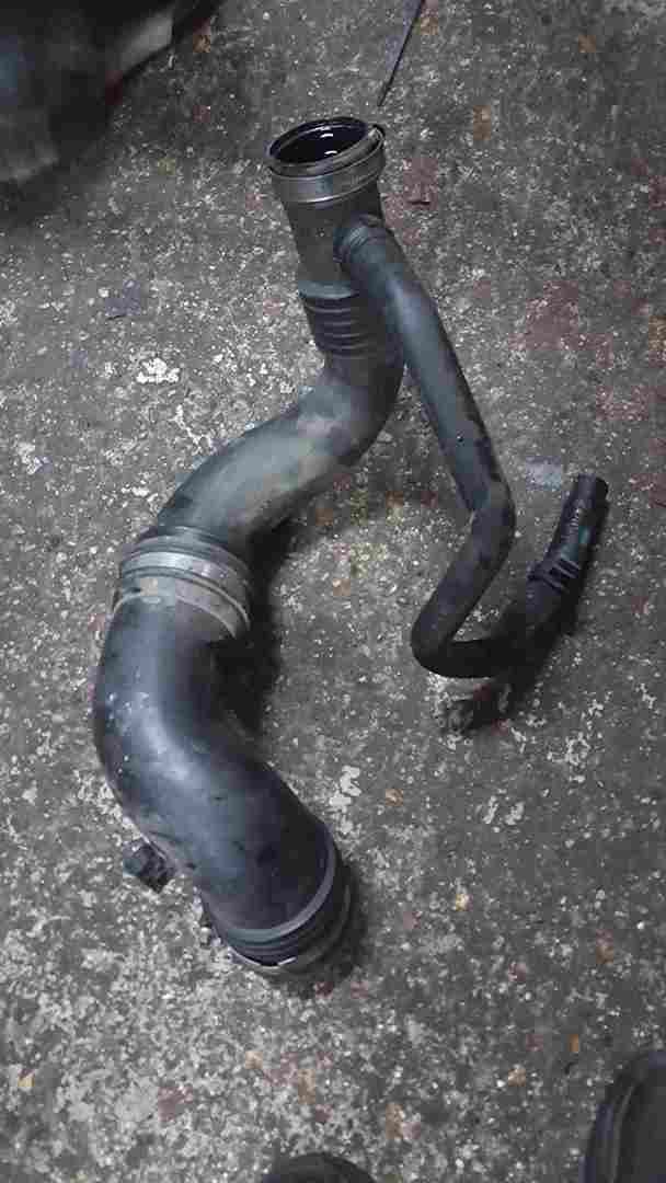 Thumb 2 Renault Megane 2002-2008 1.9 F9Q800 Turbo To Intercooler Pipe Hose 8200201618