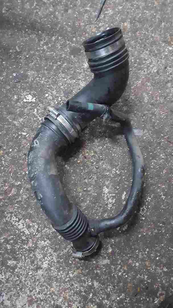 Thumb 3 Renault Megane 2002-2008 1.9 F9Q800 Turbo To Intercooler Pipe Hose 8200201618