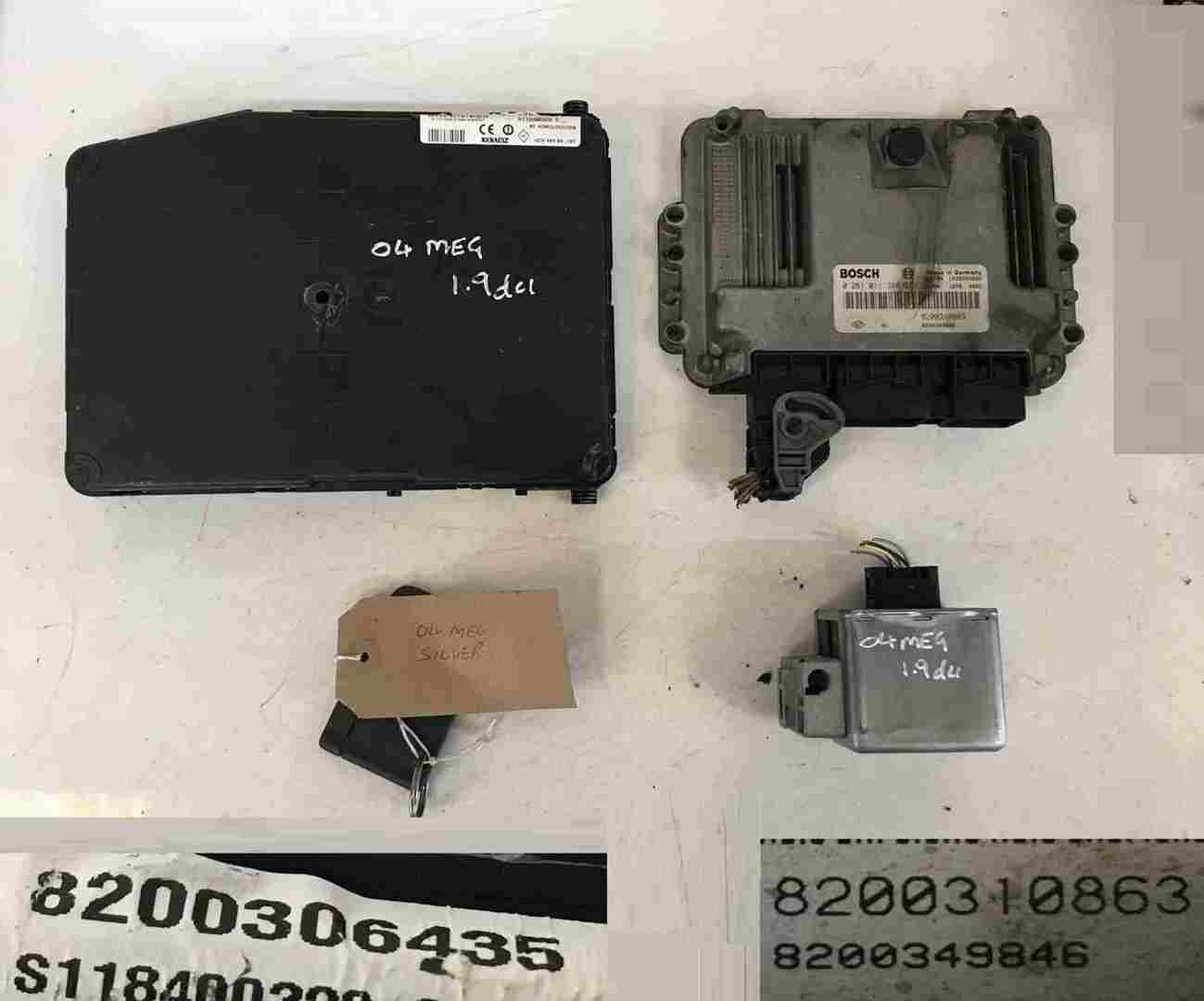 Renault Megane 2002-2008 1.9 dCi ECU SET UCH BCM Steering Lock   Key Card