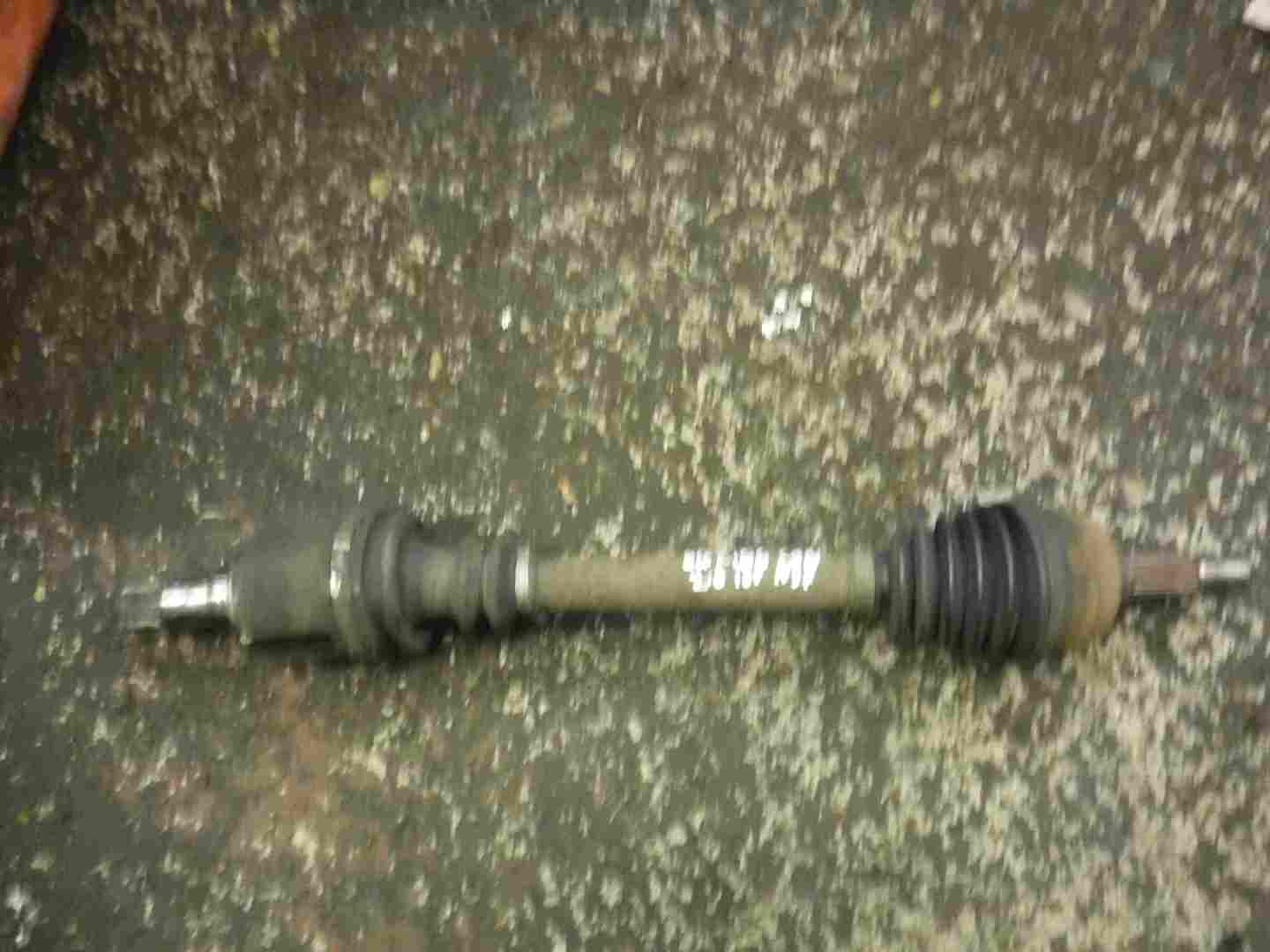 Renault Megane 2002-2008 2.0 16v Passenger NSF Front Driveshaft 8200285909