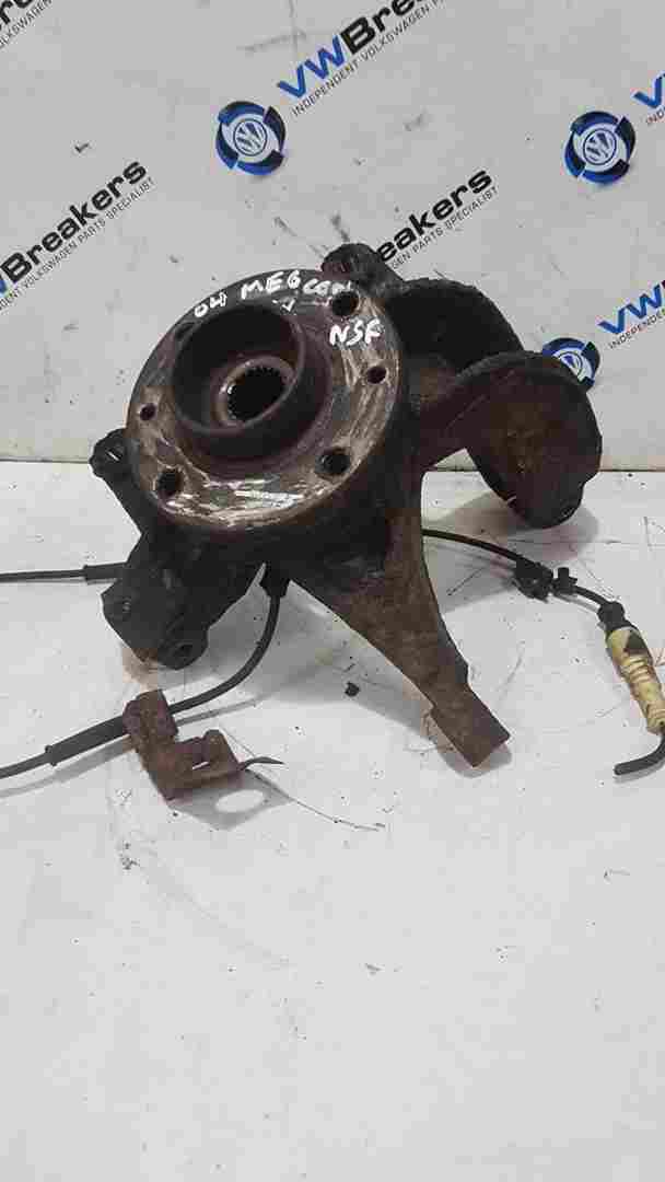Renault Megane 2002-2008 2.0 16v Passenger NSF Front Wheel Hub + Sensor 