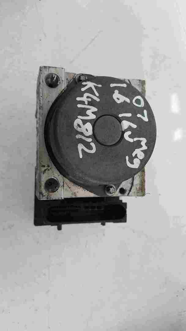 Thumb 6 Renault Megane 2002-2008 ABS Pump Unit 8200737986