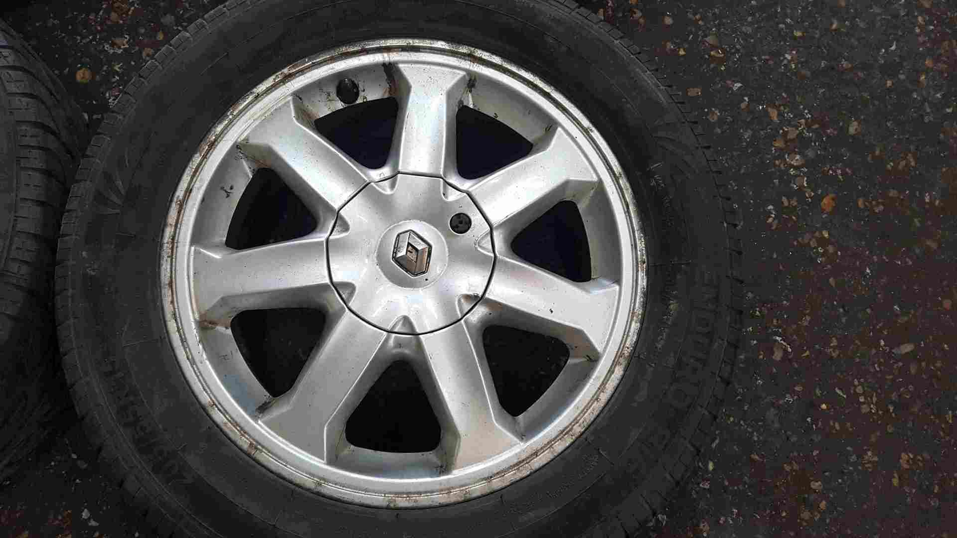 Thumb 5 Renault Megane 2002-2008 Axo Alloy Wheels Set 15inch