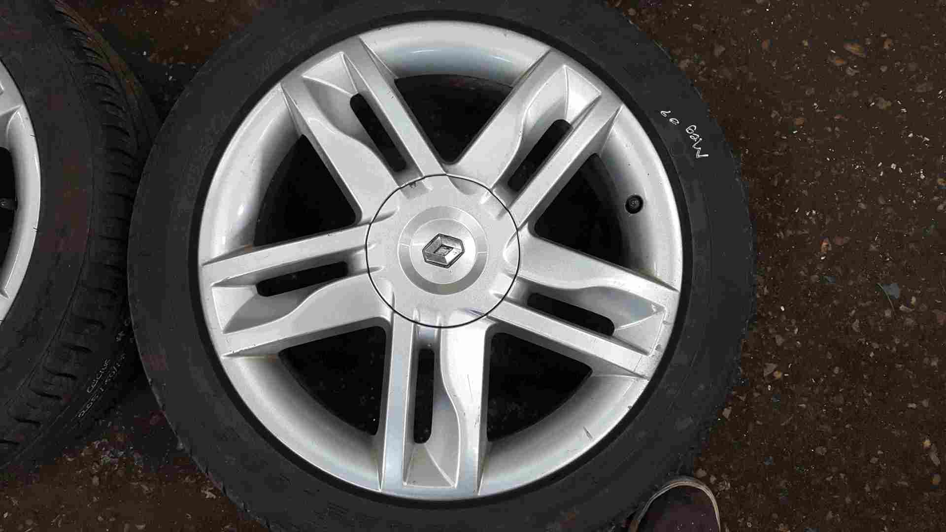 Thumb 5 Renault Megane 2002-2008 Celcius Alloy Wheels Set X4 17inch