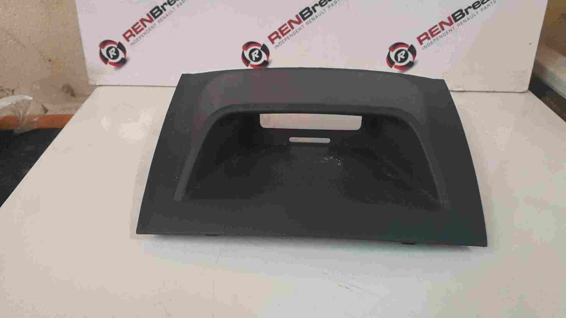 Renault Megane 2002-2008 Centre Dashboard Clock Surround