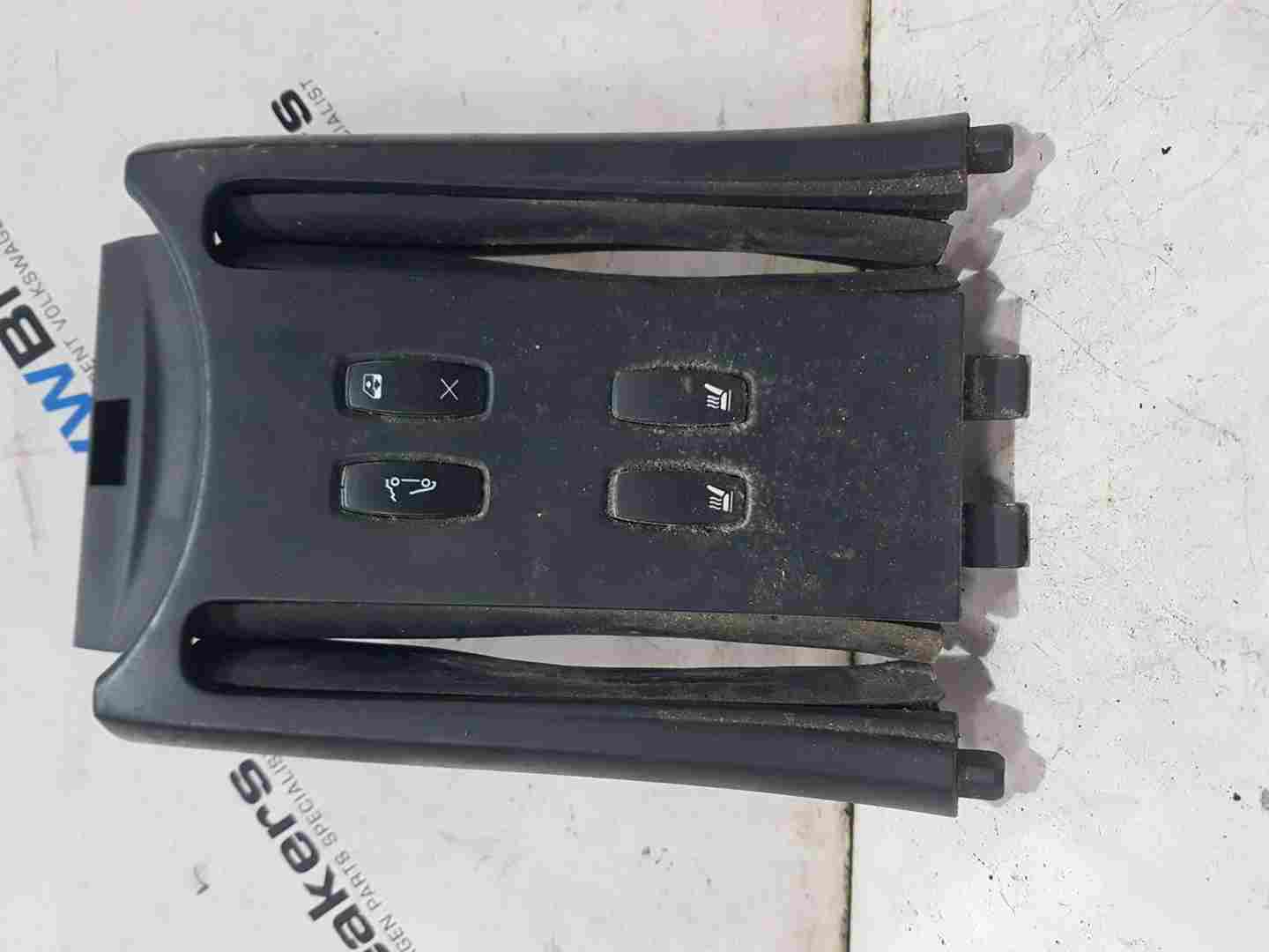 Thumb 8 Renault Megane 2002-2008 Convertible Window Heated Seats Switch Panel Surround