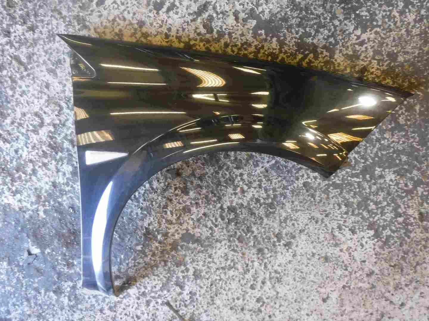 Renault Megane 2002-2008 Drivers OS Wing Black 676