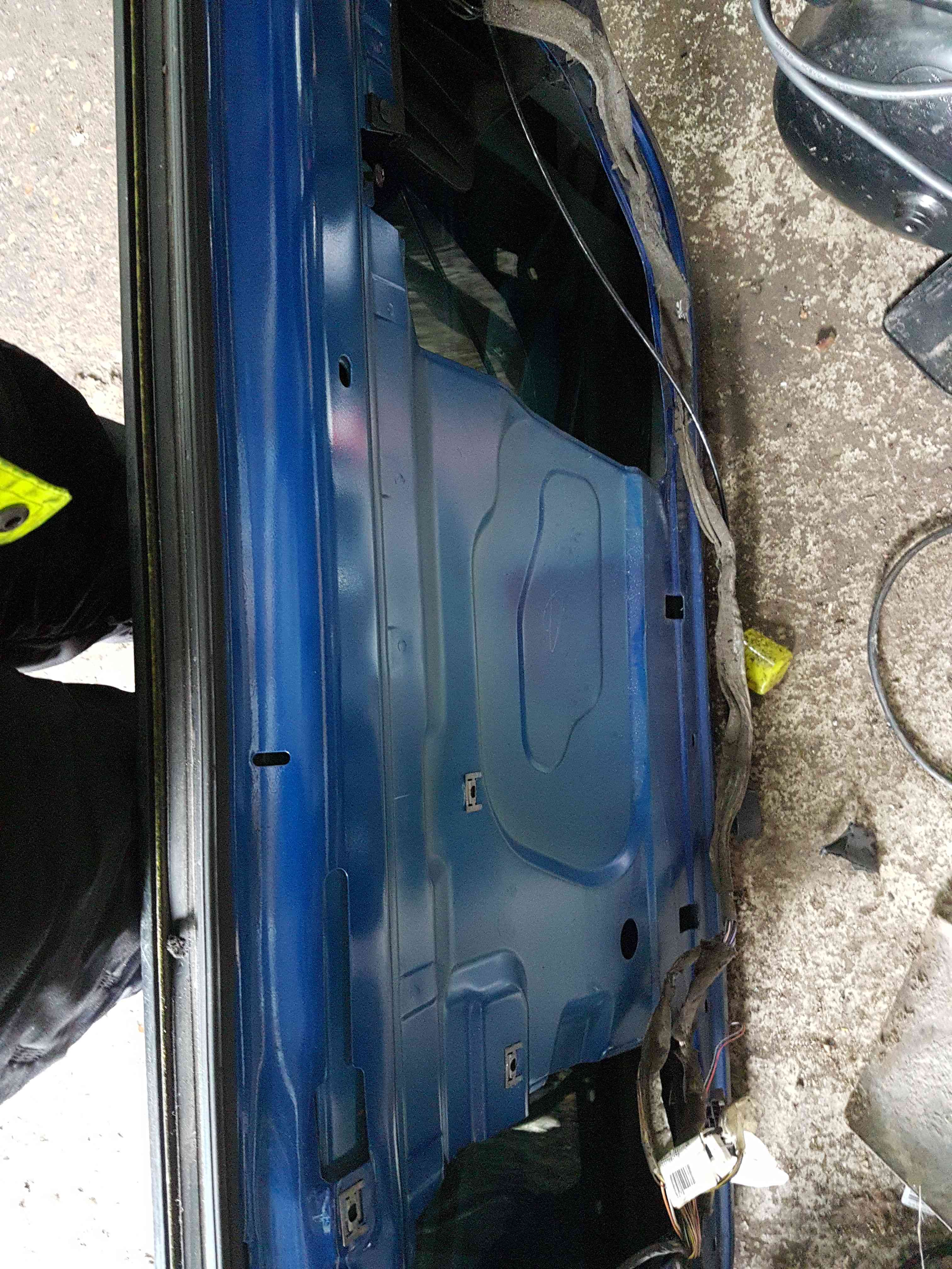 Thumb 4 Renault Megane 2002-2008 Drivers OSF Front Door Blue Terna 3Dr