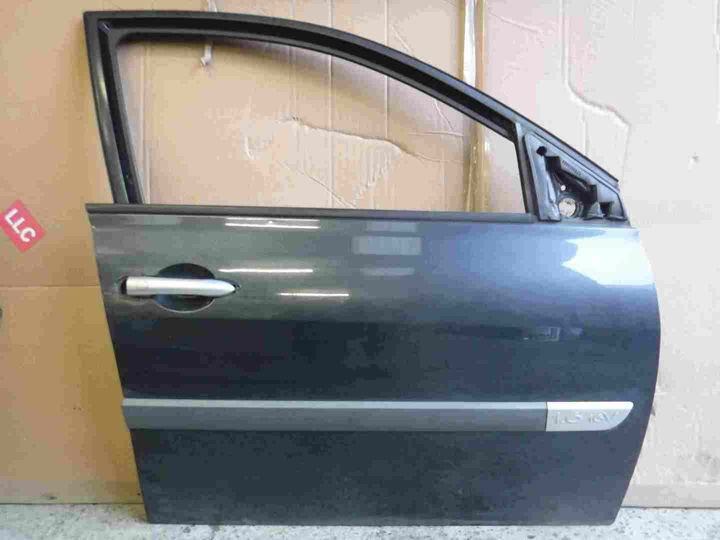 Renault Megane 2002-2008 Drivers OSF Front Door Grey TEB66 5dr